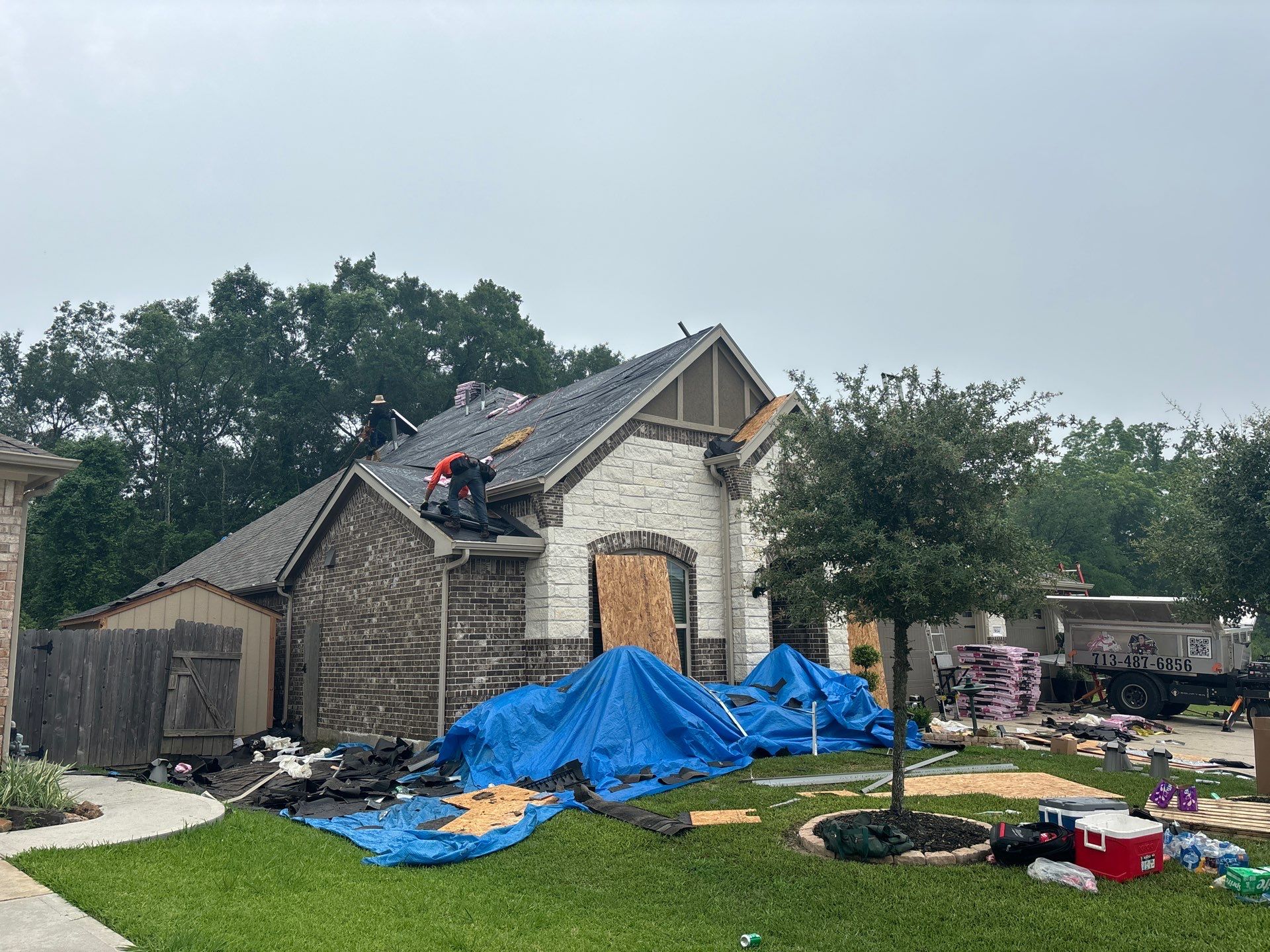 Residential Roofing Installation using Owen's Corning Duration (Lifetime) Shingles by Roof Repair Company