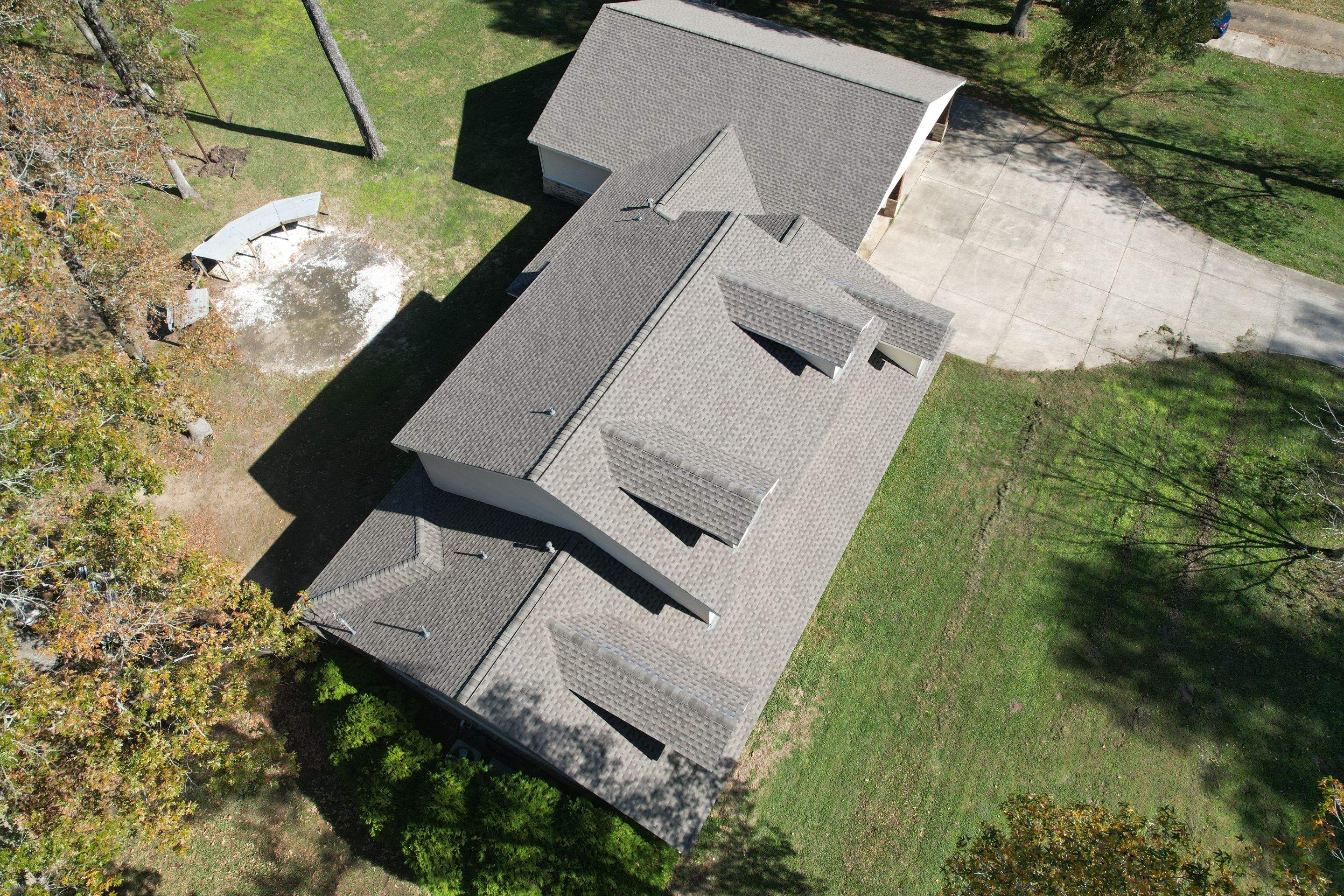 GAF Timberline HDZ Weathered Wood by STX Roofing
