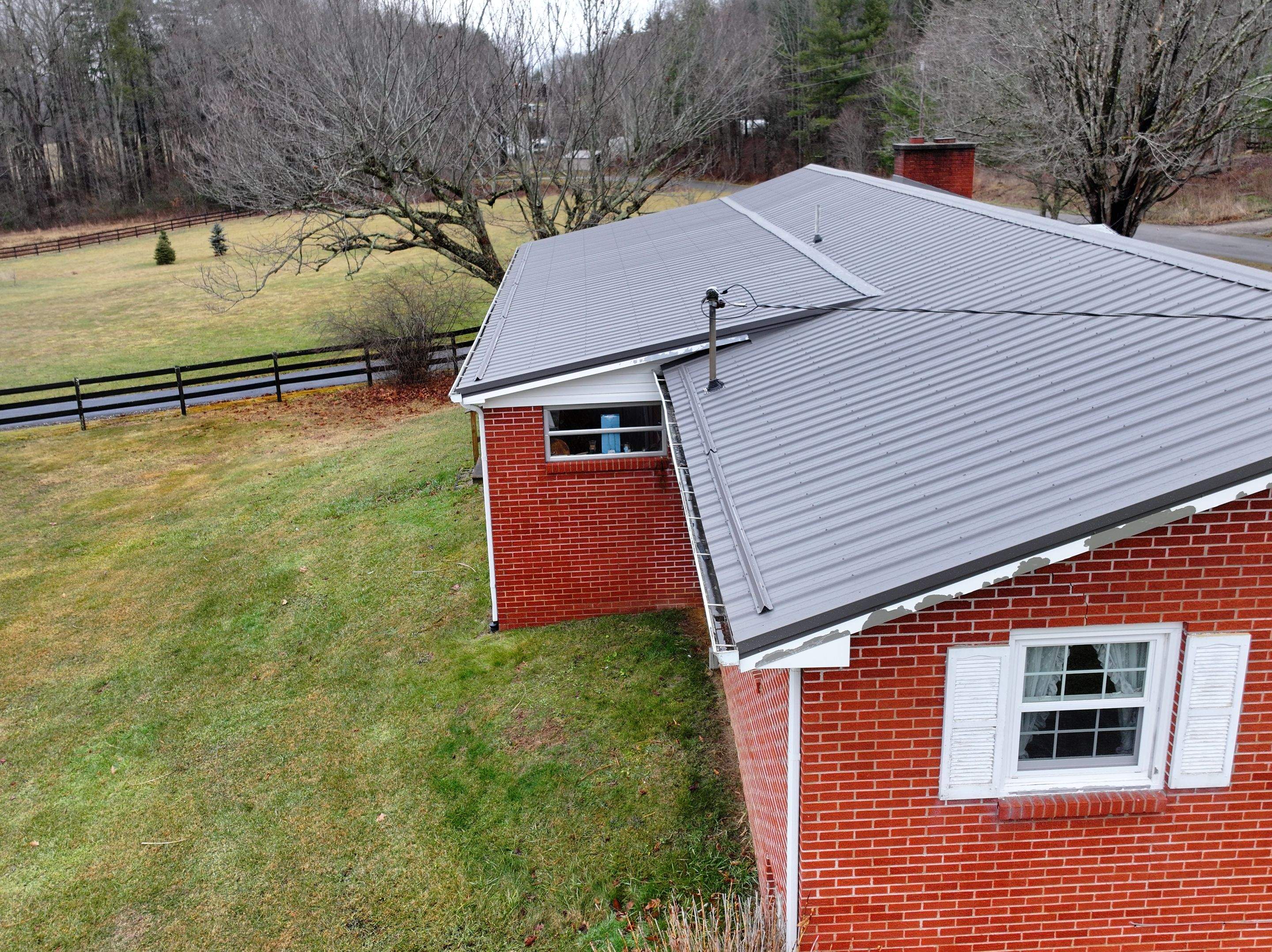 Schofield Residence by Omnia Roofing