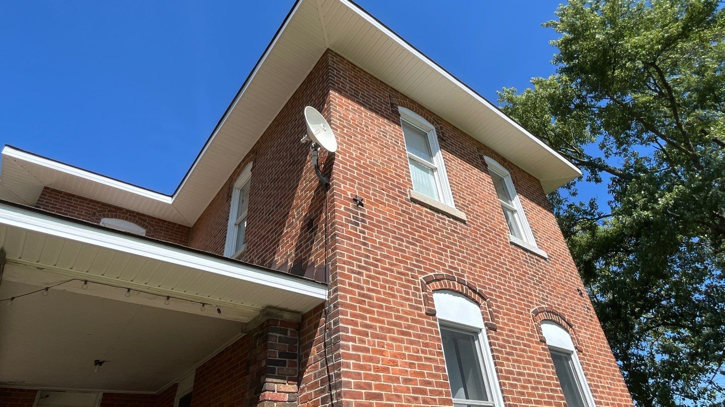 Soffit/fascia/gutter replacement by Nitro Roofing and Construction