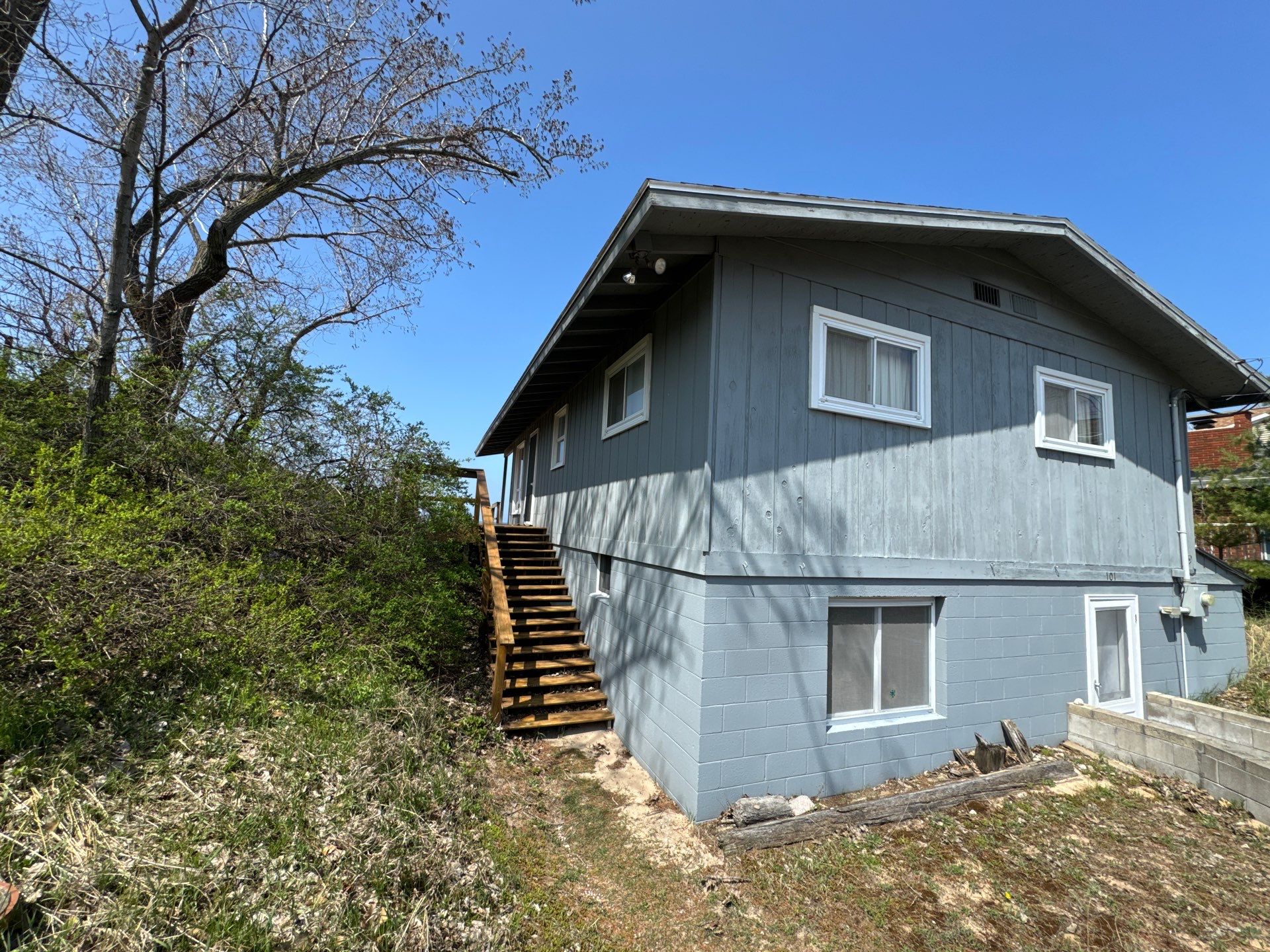 Exterior Painting. Exterior staining by Gordon Painting