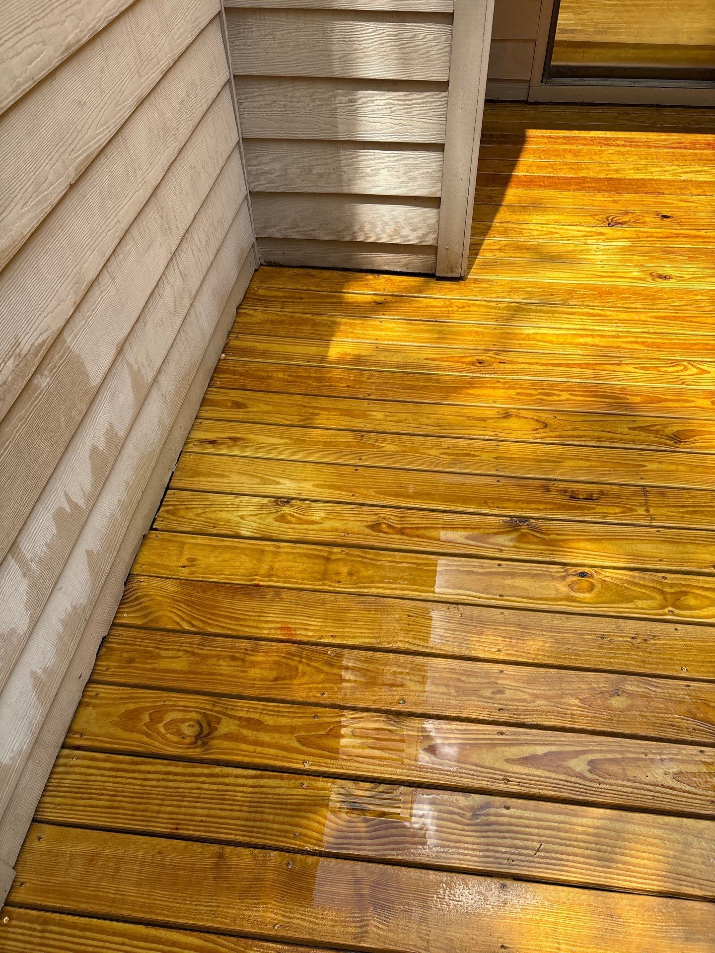 Deck using Wood Sealant by DuraSeal