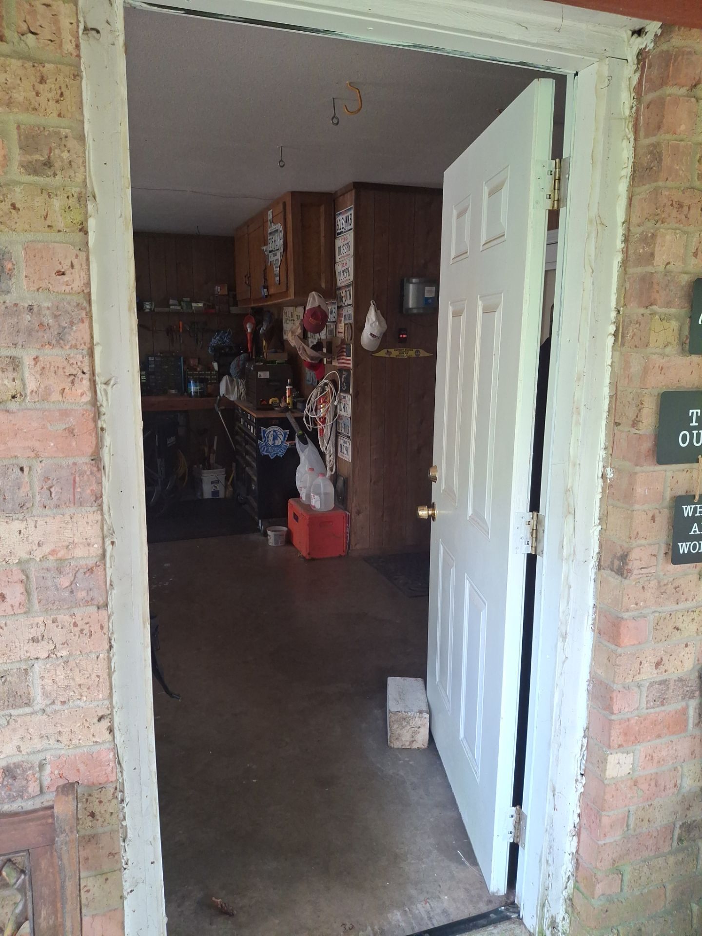Longview, TX Exterior Wood Restoration & Paint Transformation by Quality Coats Painting