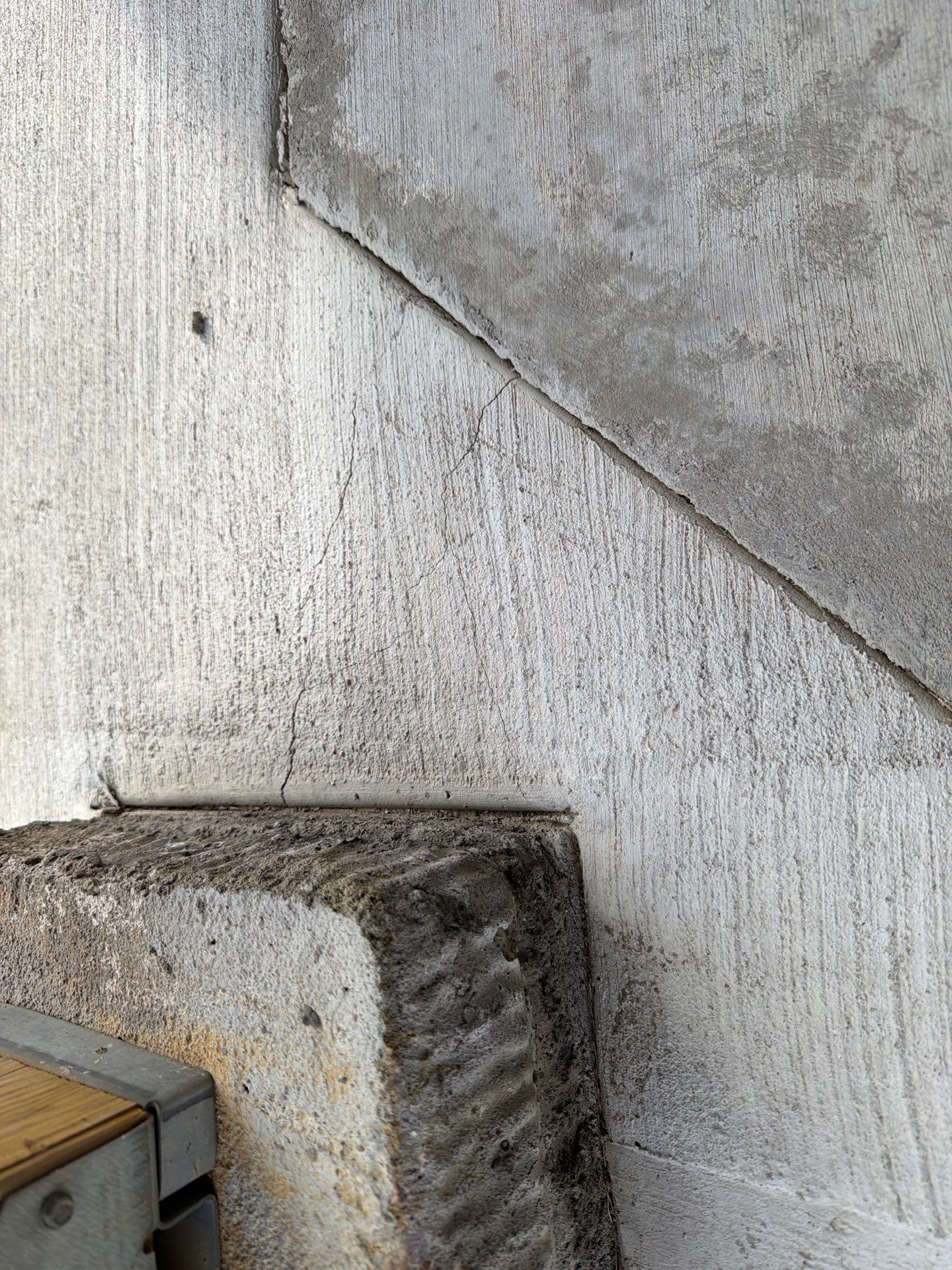 Decorative Flake Concrete Coating for Sioux Falls Porch and Patio by Select Painting, Coatings & Garage Cabinets