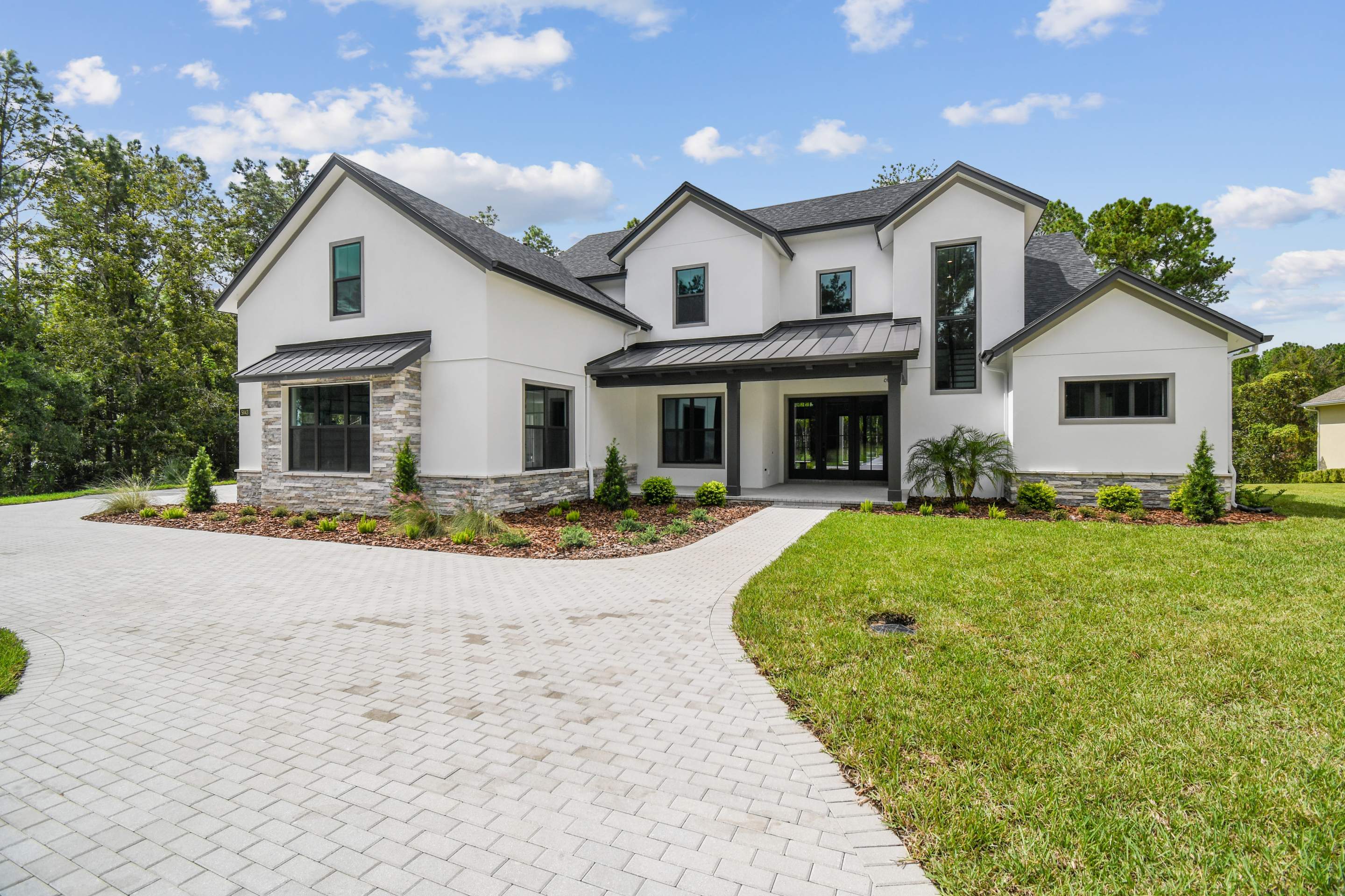 Custom Obsidian by Lyons Heritage Tampa, LLC