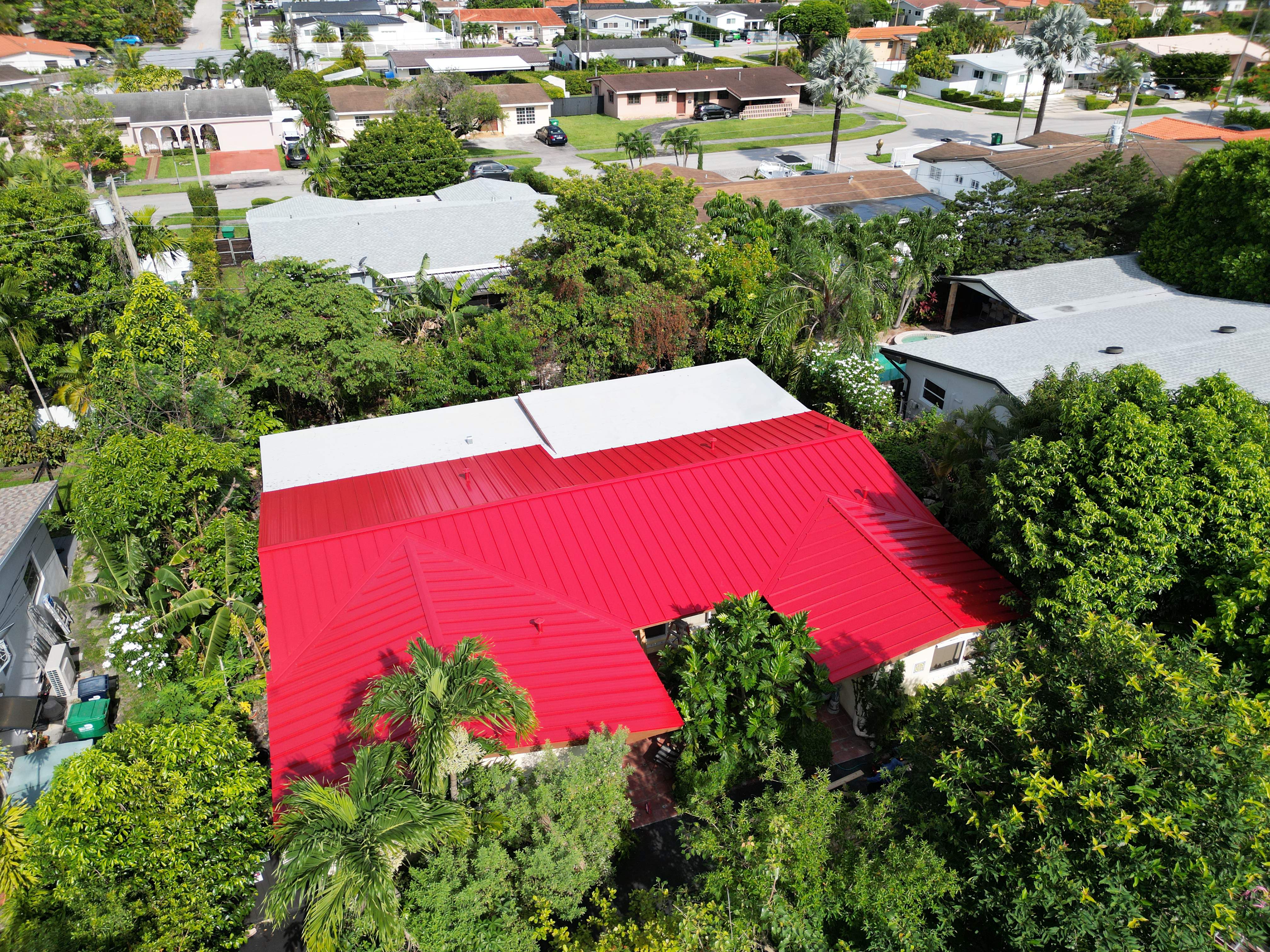 Metal Roof - Galvalume - Brite Red by Istueta Roofing