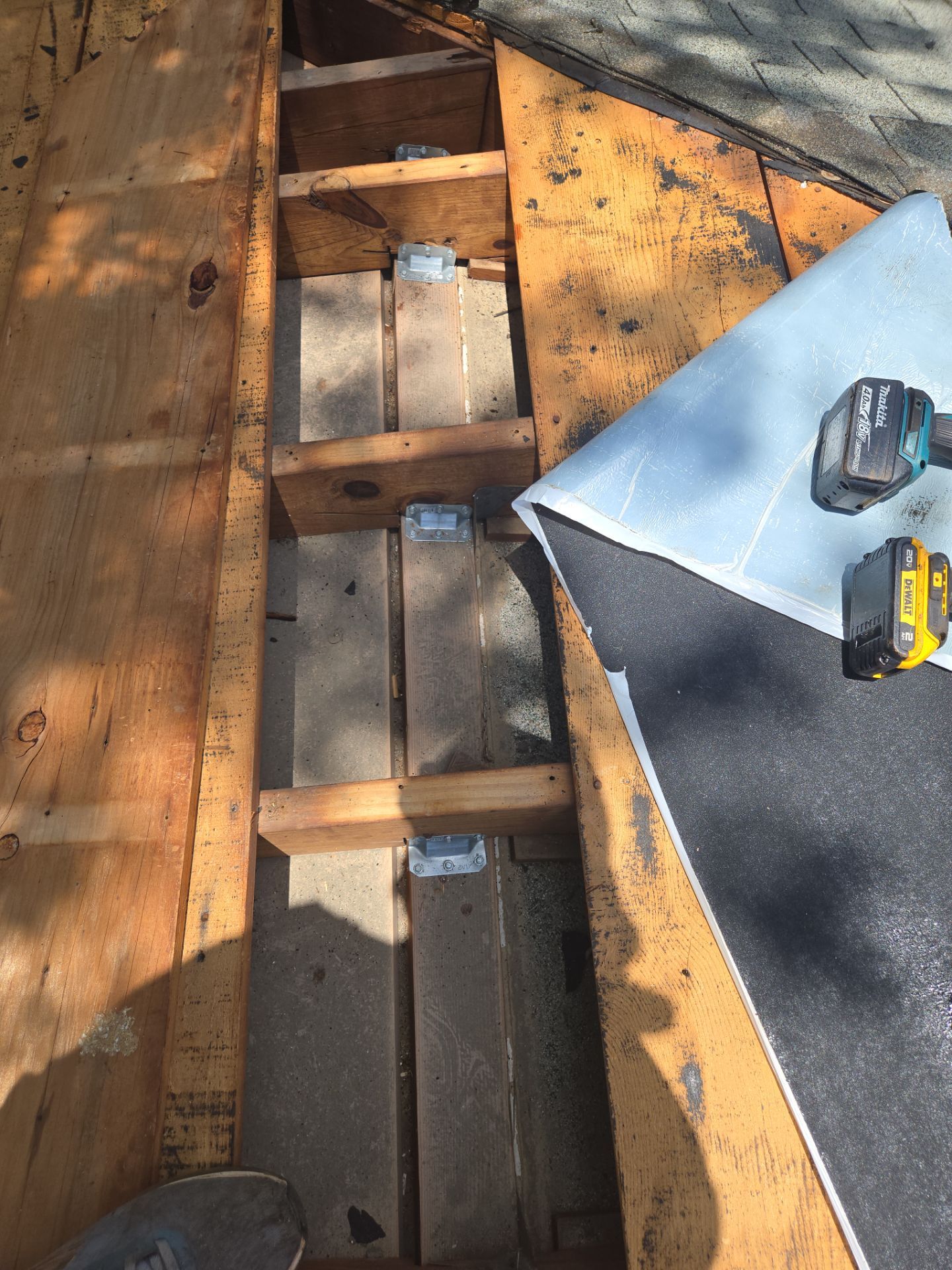 Project in St. Petersburg 33704 by Mitchell Roofing Company LLC 