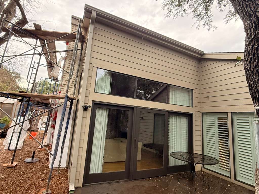 Project in Dallas by Armor Roofing | Exteriors