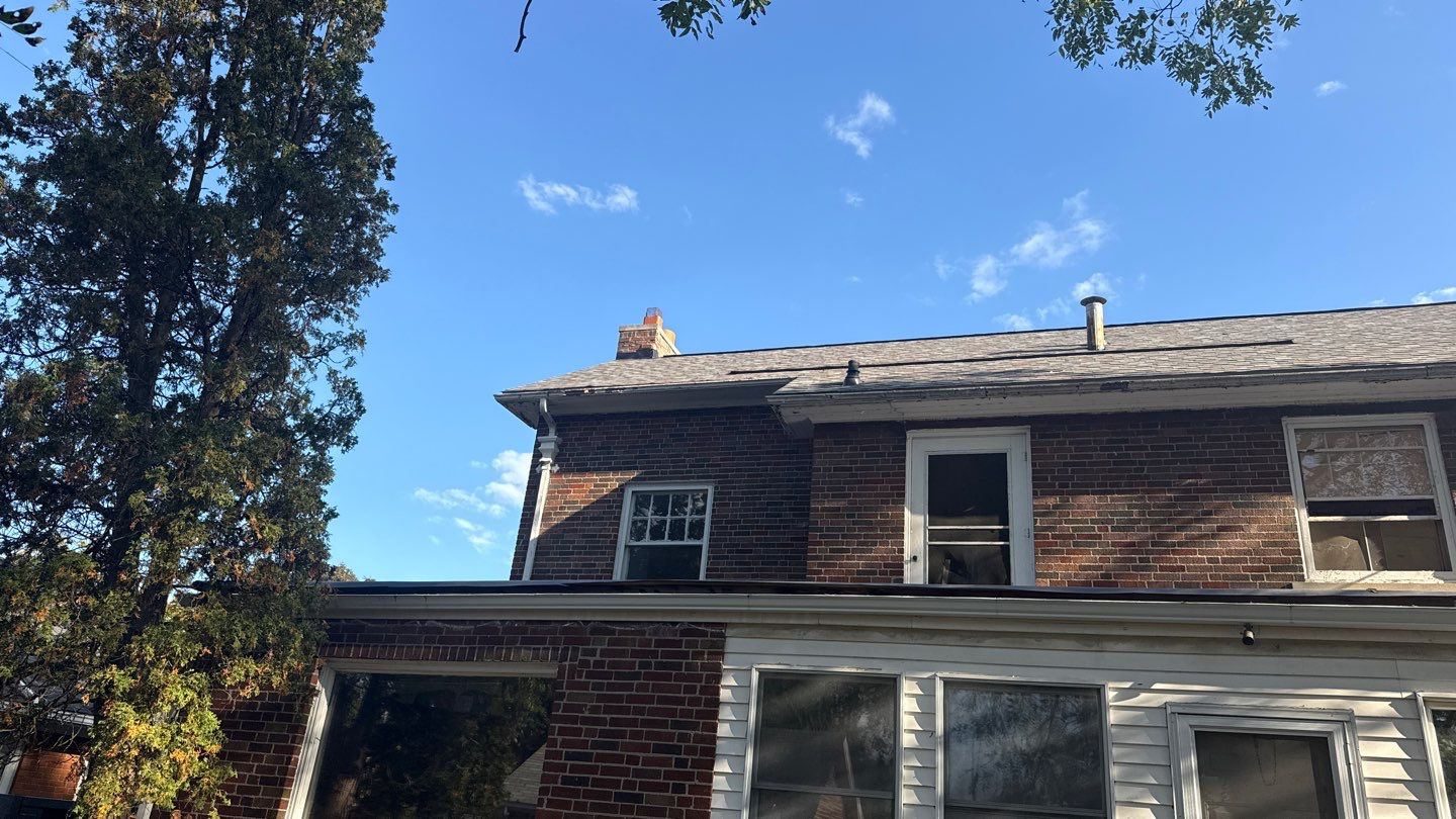 Roof Replacement using Owens Corning Colonial Slate by 180 Contractors
