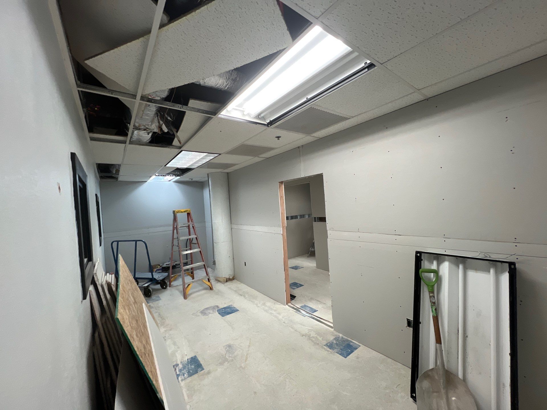 C-Store renovation at Dallas Life by EL-GC LLC 