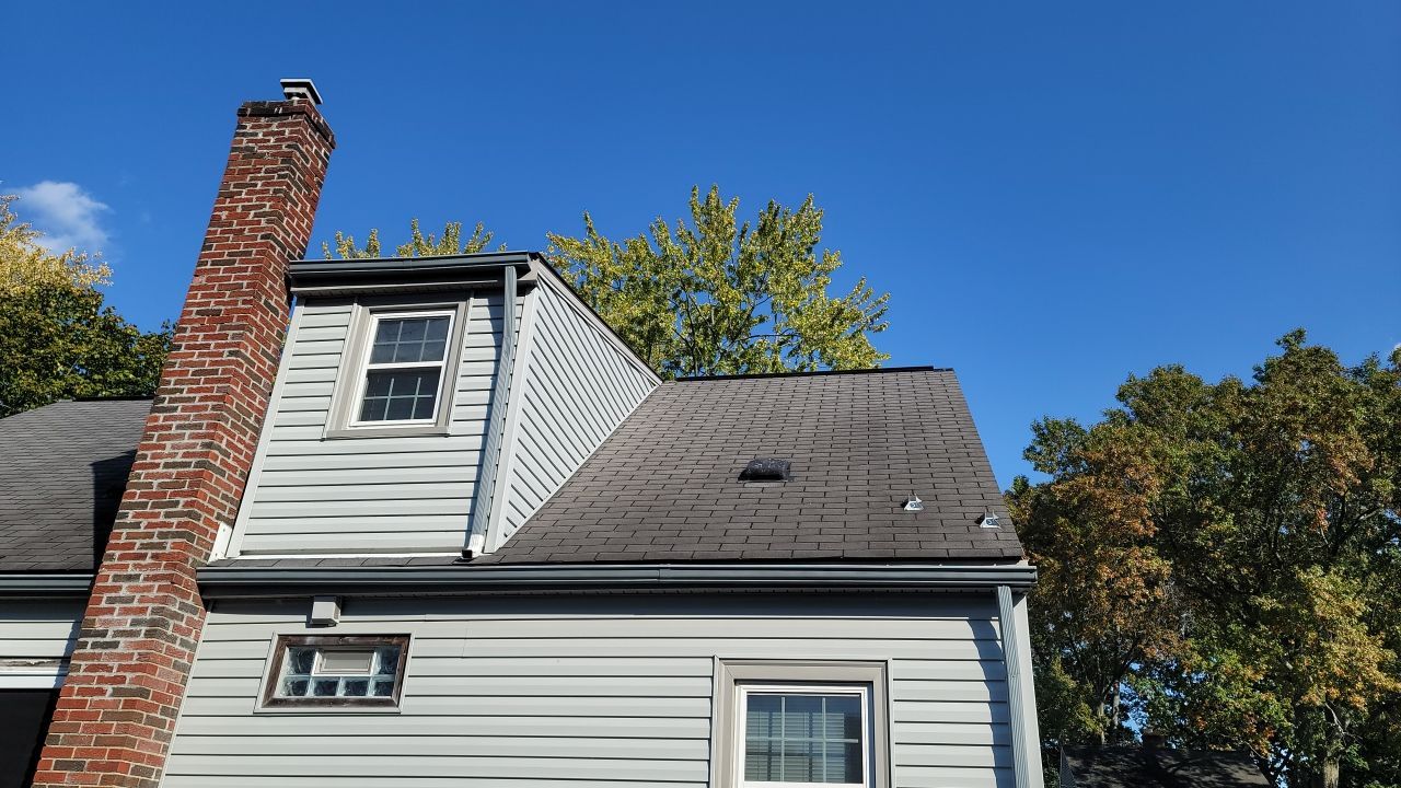 ATLAS PINNACLE PRISTINE COLOR: COPPER CANYON DRIP EDGE: WHITE by Eagle Eye Roofing