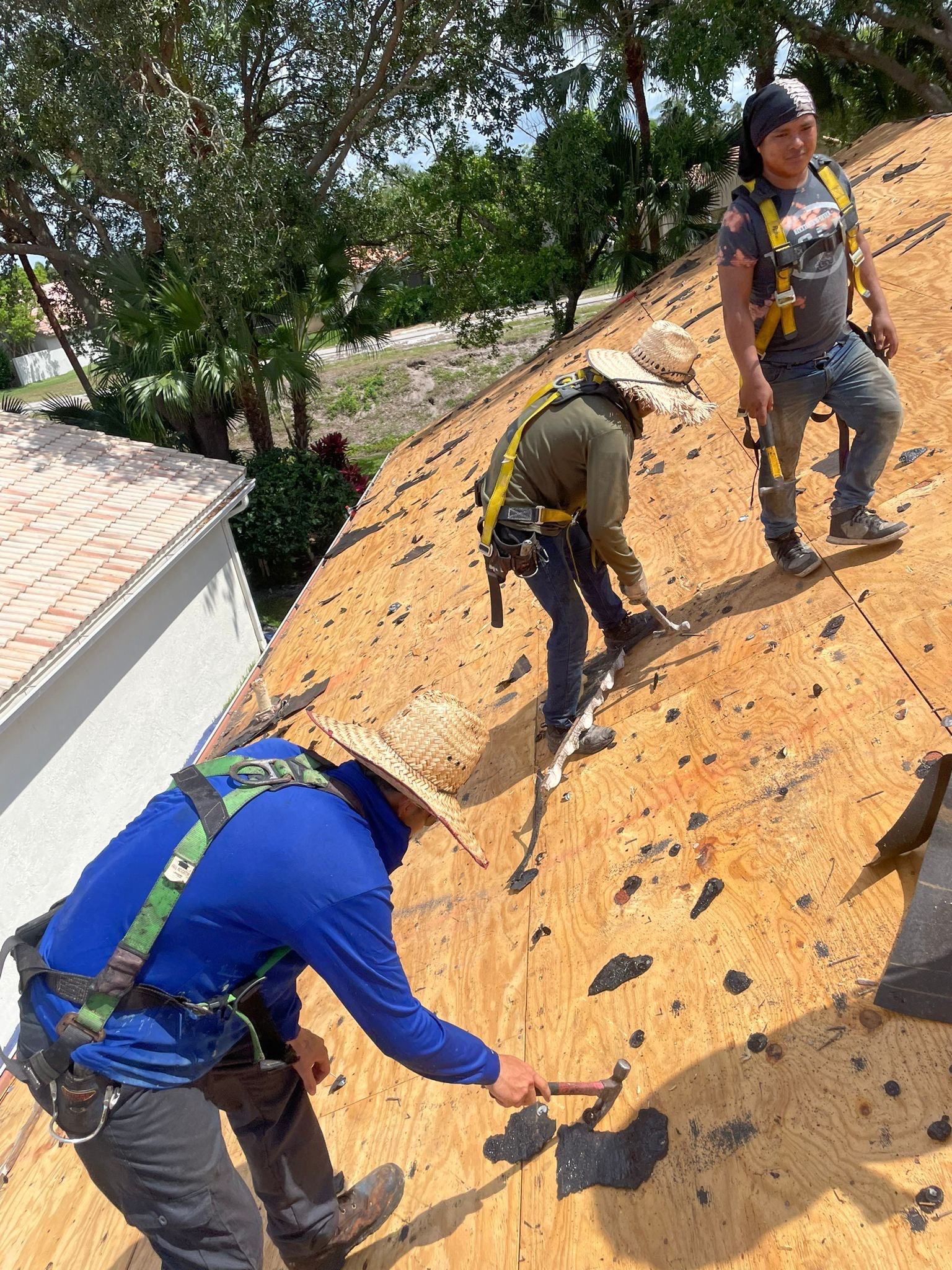 Tile Roof Repair in Boynton Beach – Professional, Responsive, and High-Quality Service by Aastro Roofing