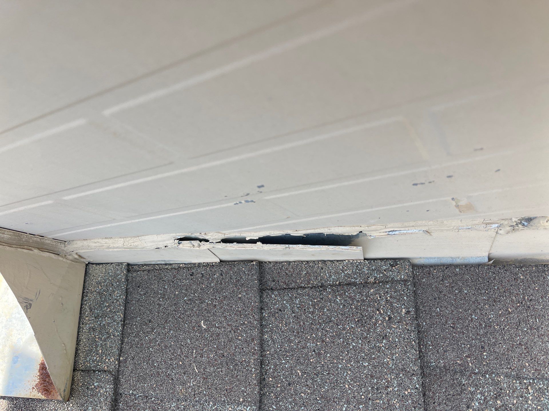 Hail Damage using Owen's Corning Duration (Lifetime) Shingles by Roof Repair Company