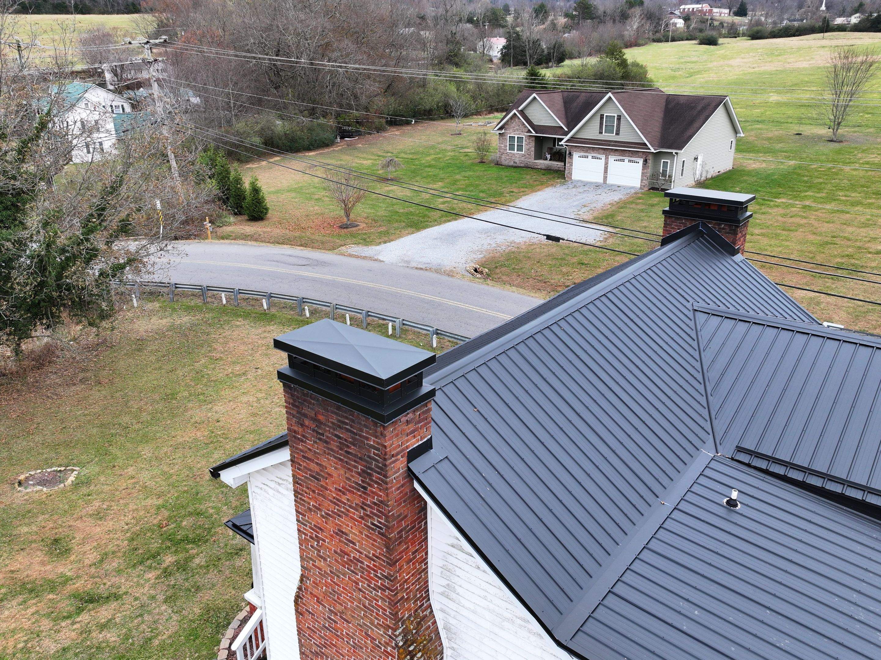 Phillips Residence by Omnia Roofing