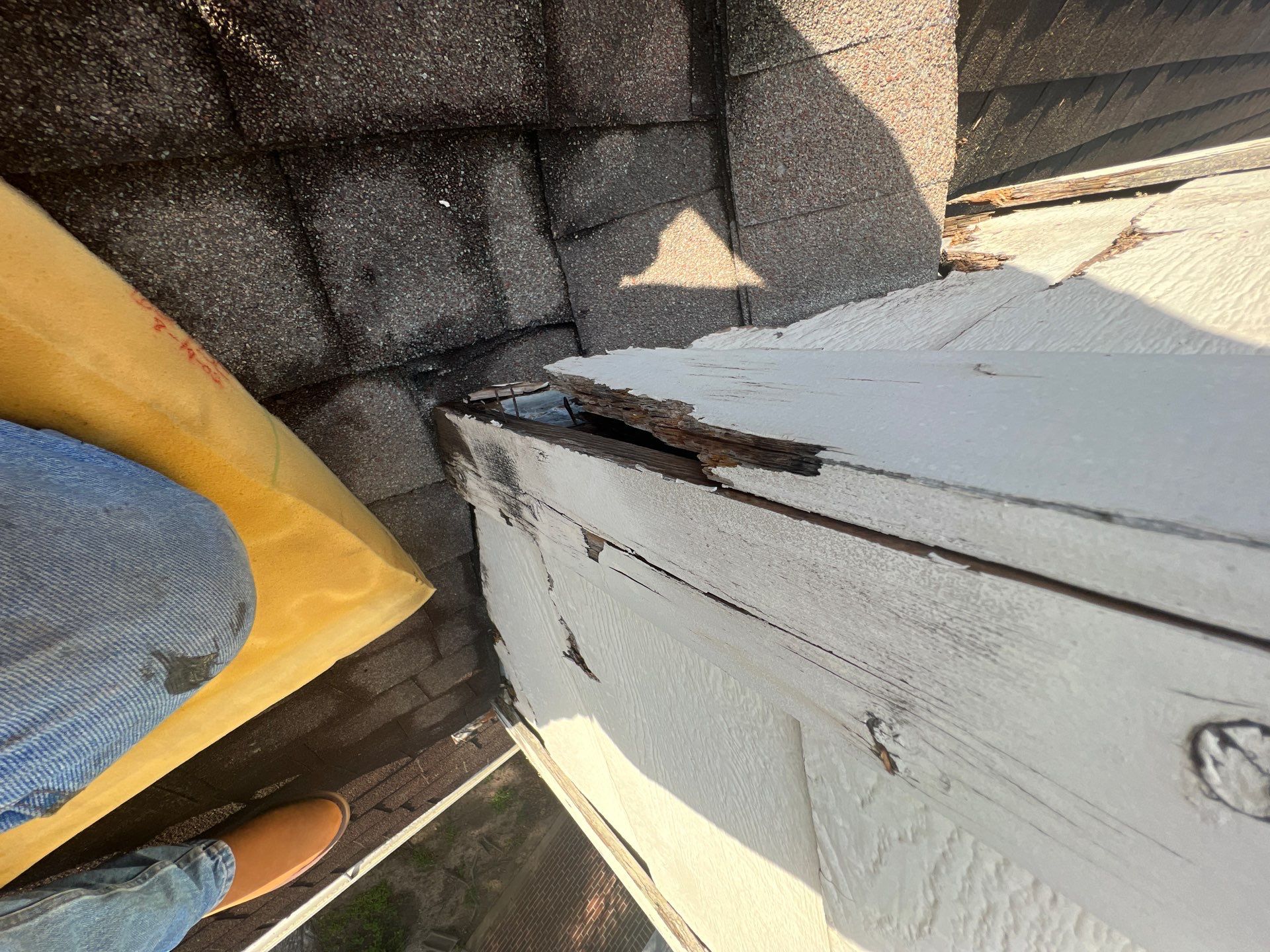Residential Roofing Installation using Owen's Corning Duration (Lifetime) Shingles by Roof Repair Company
