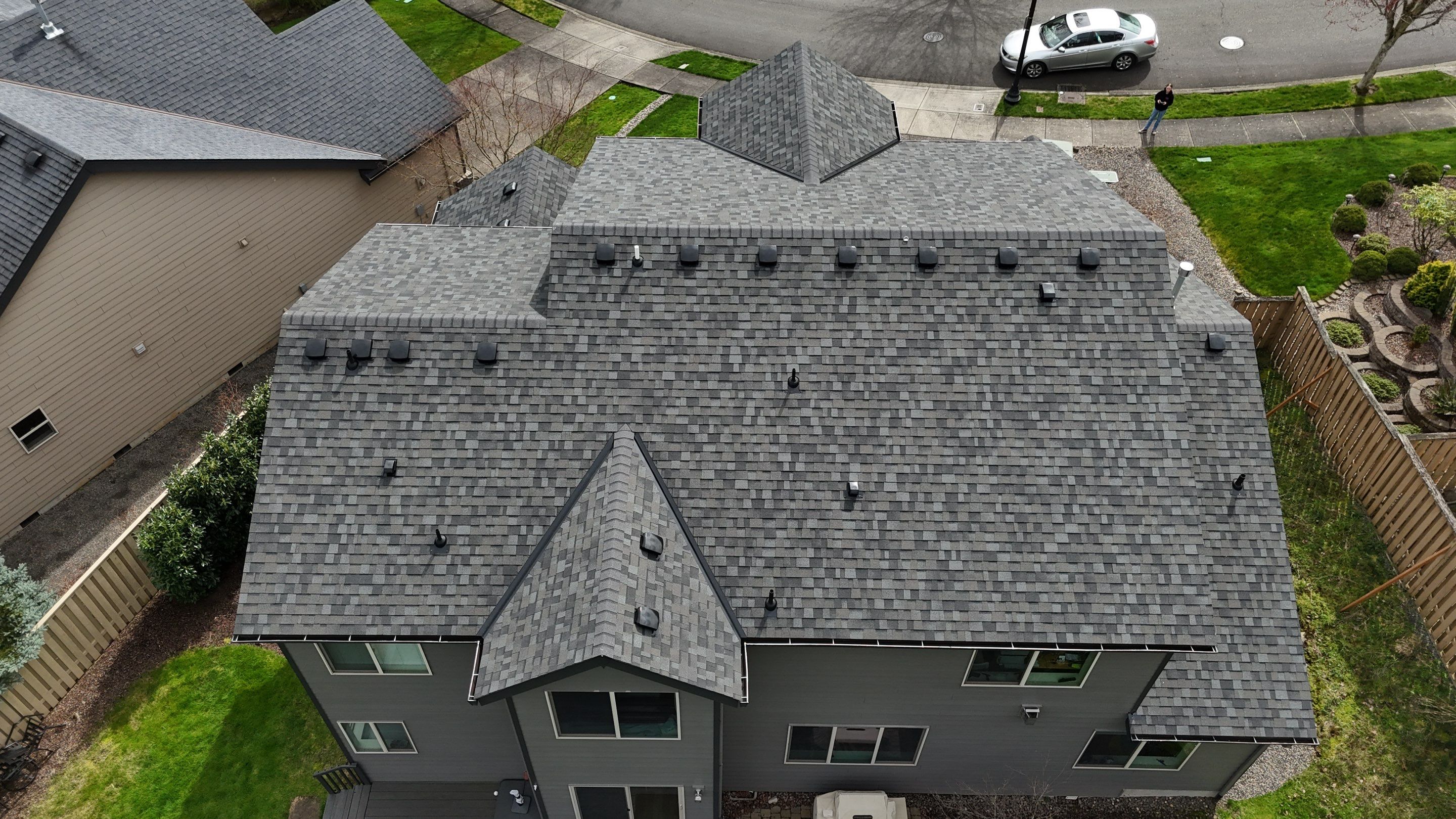 Williamsburg Gray | Roof Replacement in Camas, WA 98607 by Valiant Roofing, LLC