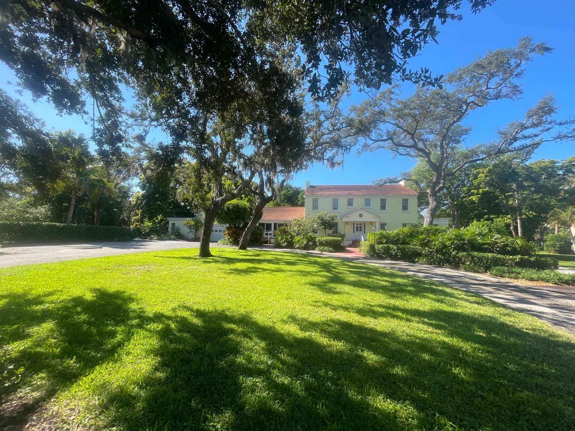 White Gutters Repair and Installation in Sarasota FL by Gutter Professors