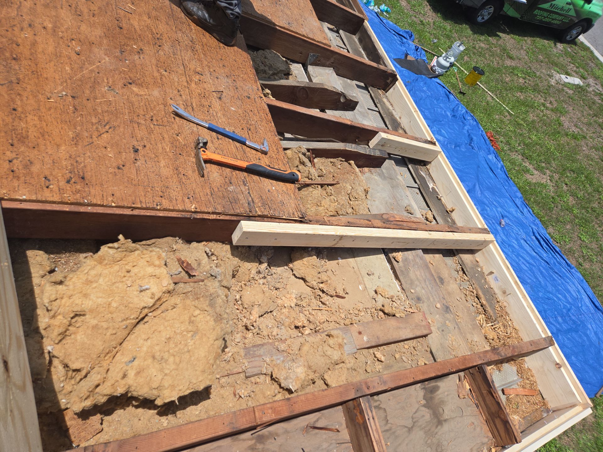 Project in St. Petersburg 33702 by Mitchell Roofing Company LLC 