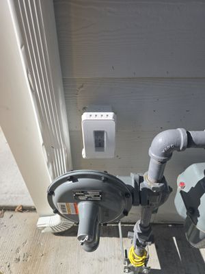  Exterior GFCI Receptacle with Extra-Duty In-Use Cover Installation