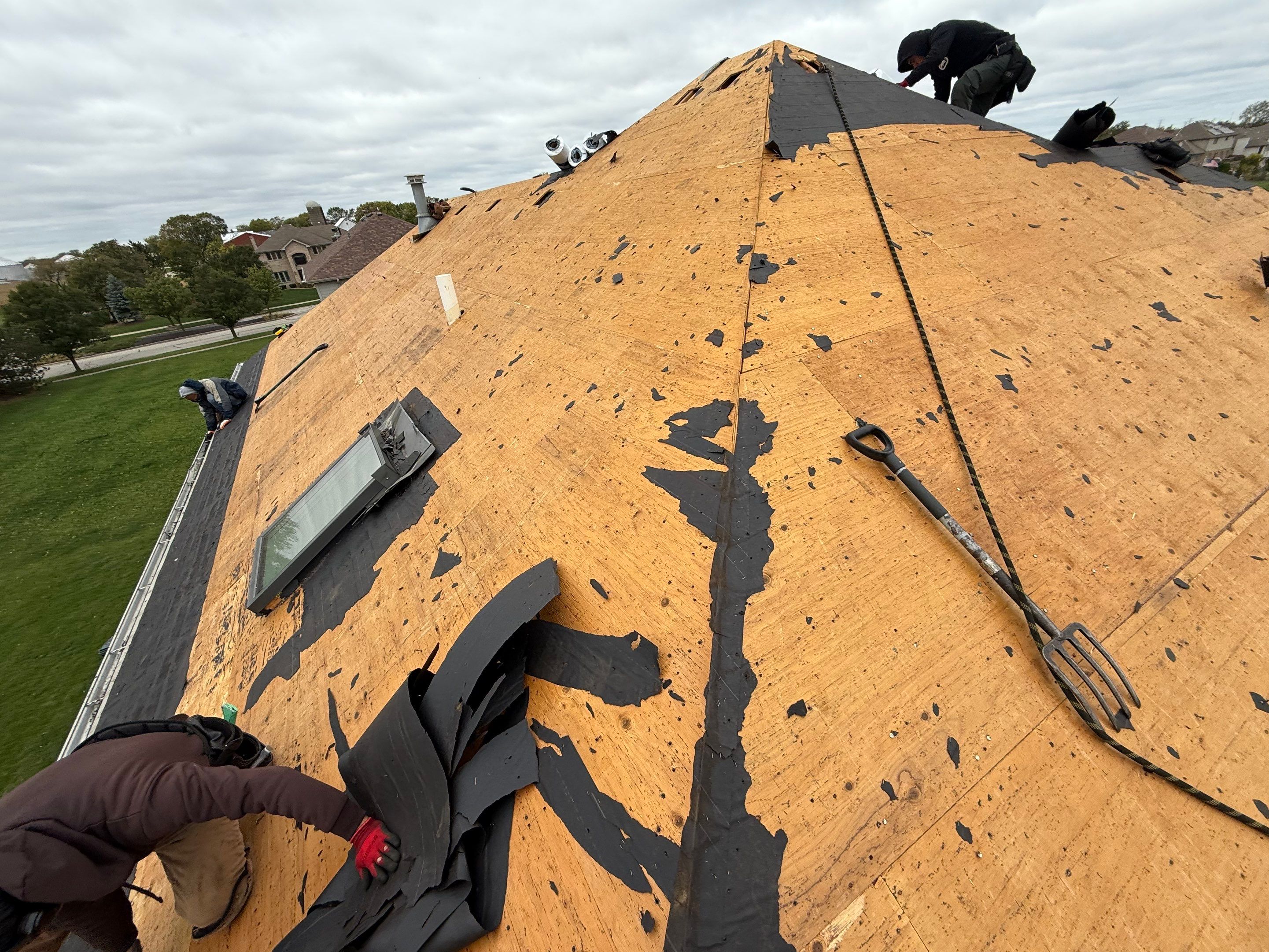 GAF Cedar Falls Roof and Velux windows by Optimal Home Improvement 