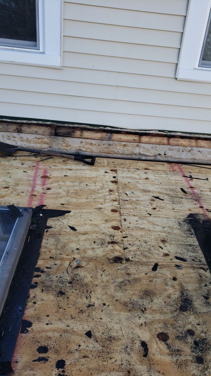 Alexandria Landmark Pro MD Resawn Shake/Flintlastic SA Project by RM Banning, Inc.