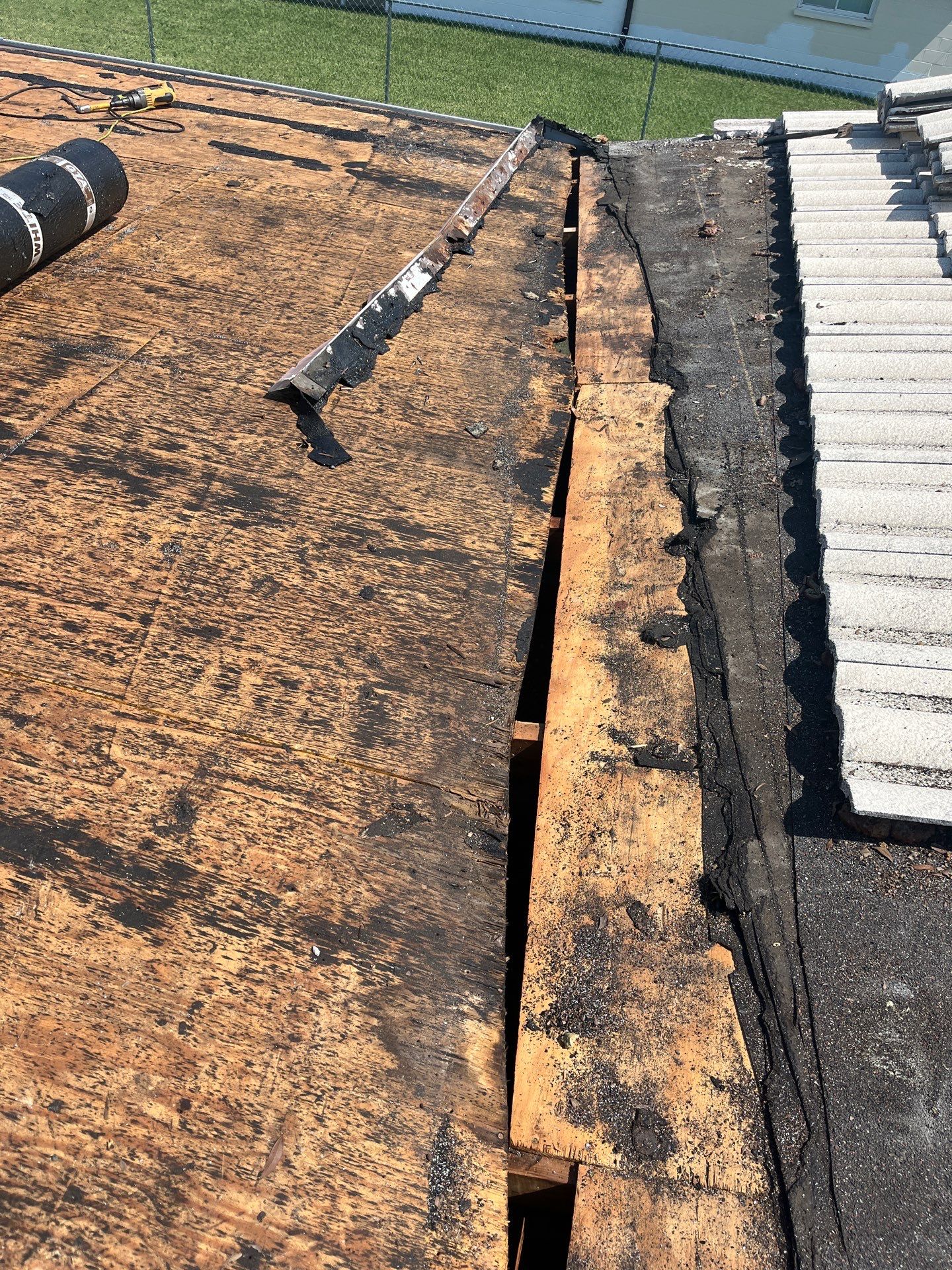 Project in St. Petersburg 33710 by Mitchell Roofing Company LLC 
