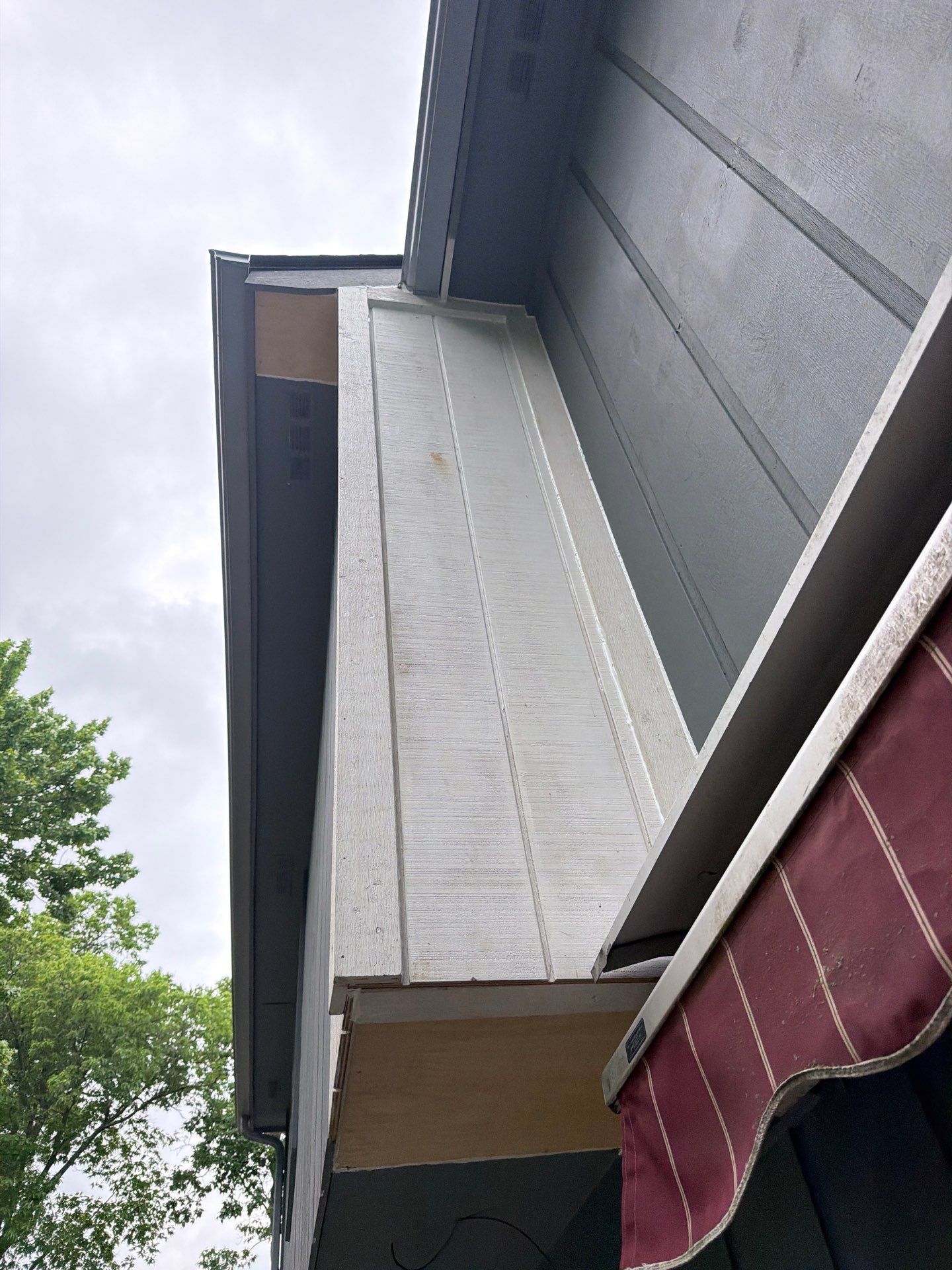 Roof Replacement using Owens Corning Tru Definitions by 180 Contractors