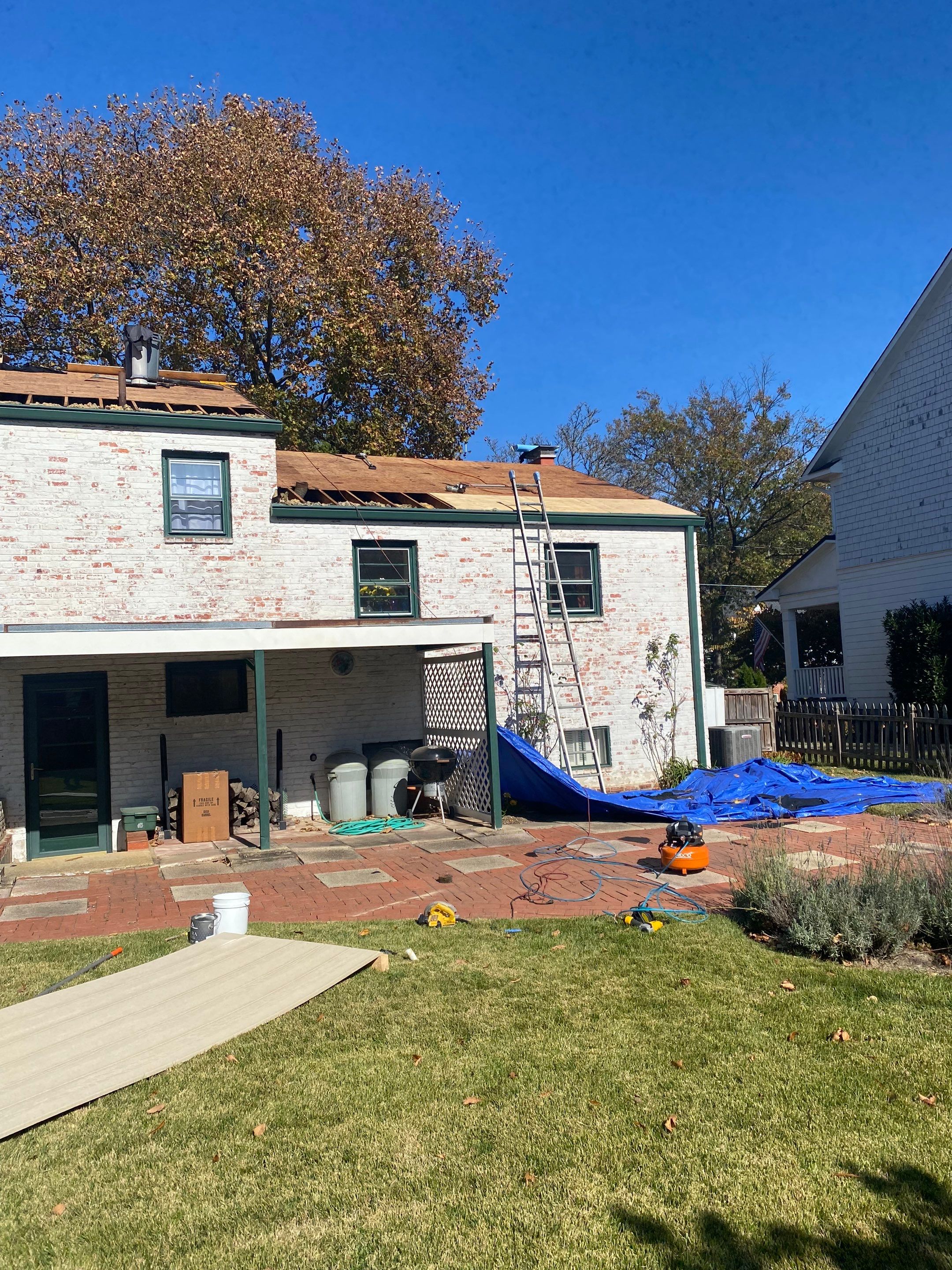 Arlington: Residential Roof Replacement with CertainTeed Landmark Pro Designer Shingles in Max Def Charcoal Black by RM Banning, Inc.