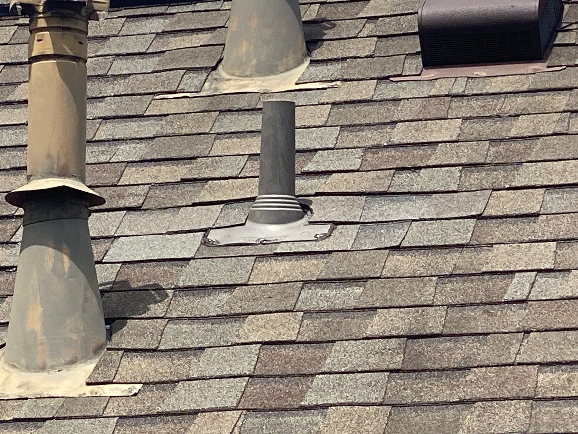 Hail Damage using Owen's Corning Duration (Lifetime) Shingles by Roof Repair Company