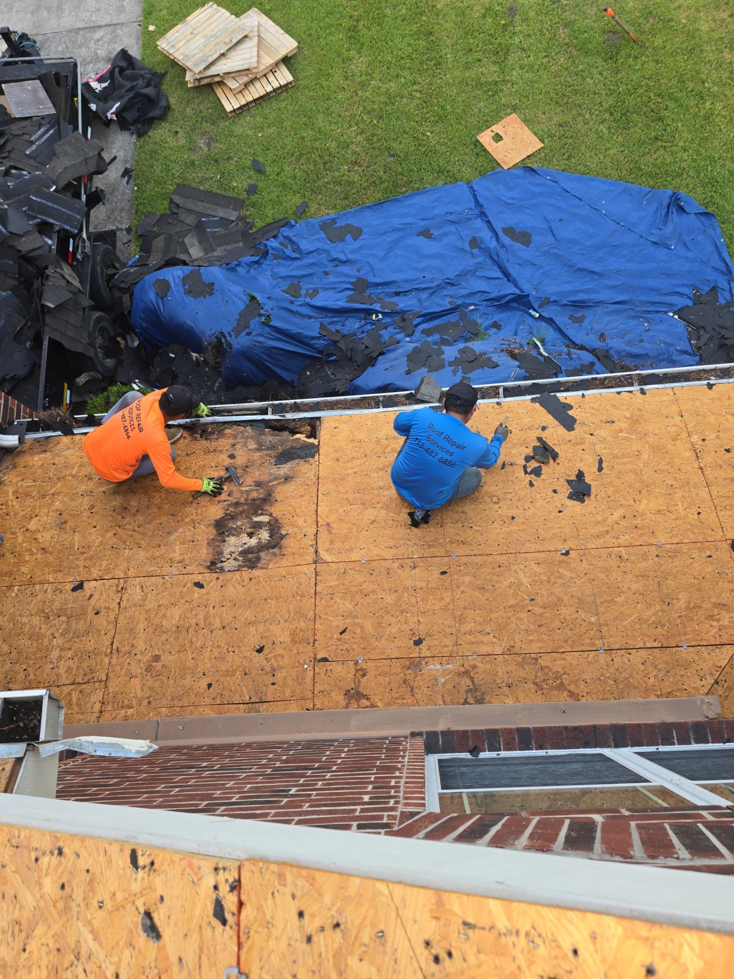 Roof Replacement Crosby by Roof Repair Company