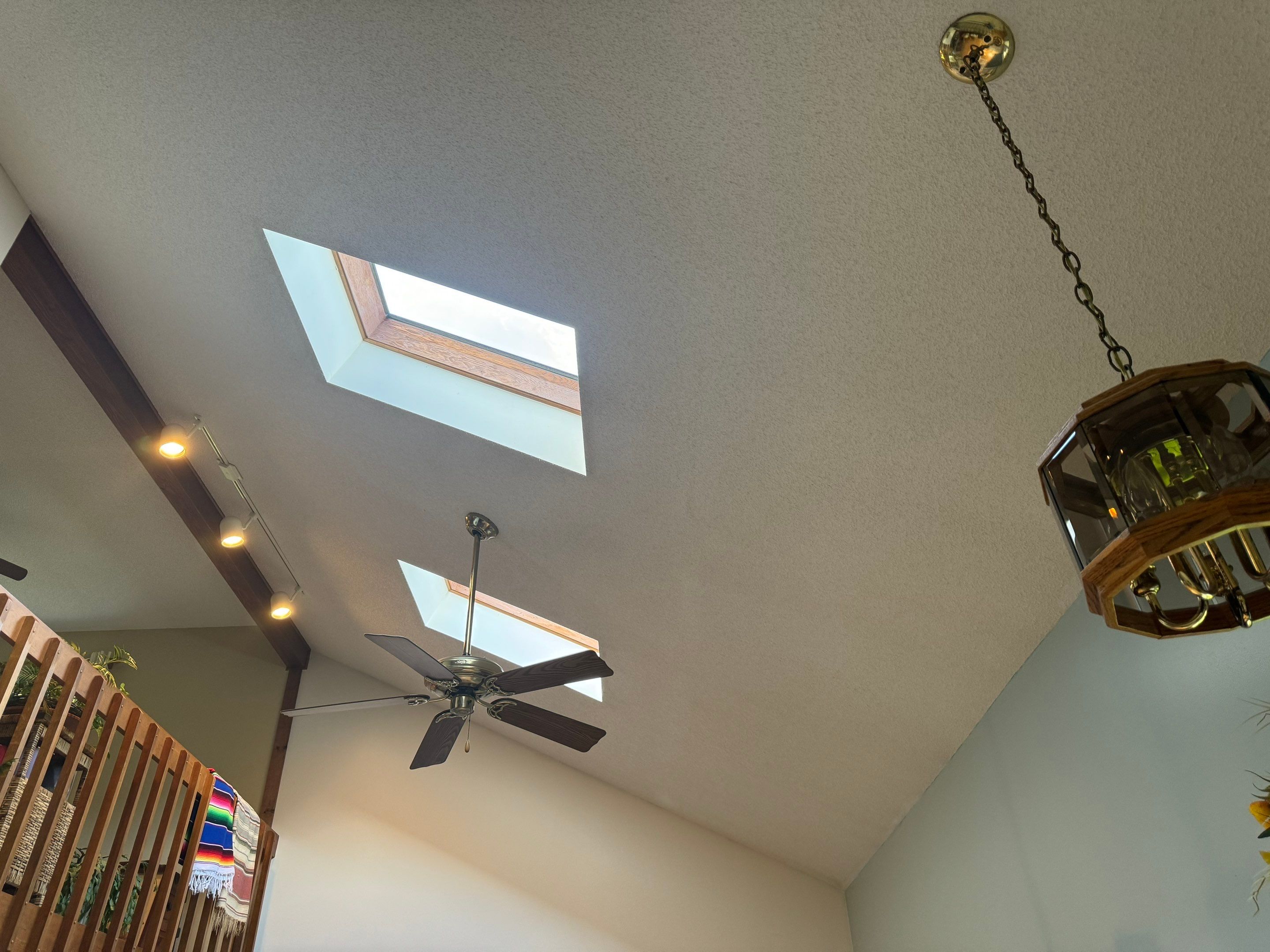 Ceiling and wall repaint by Gordon Painting