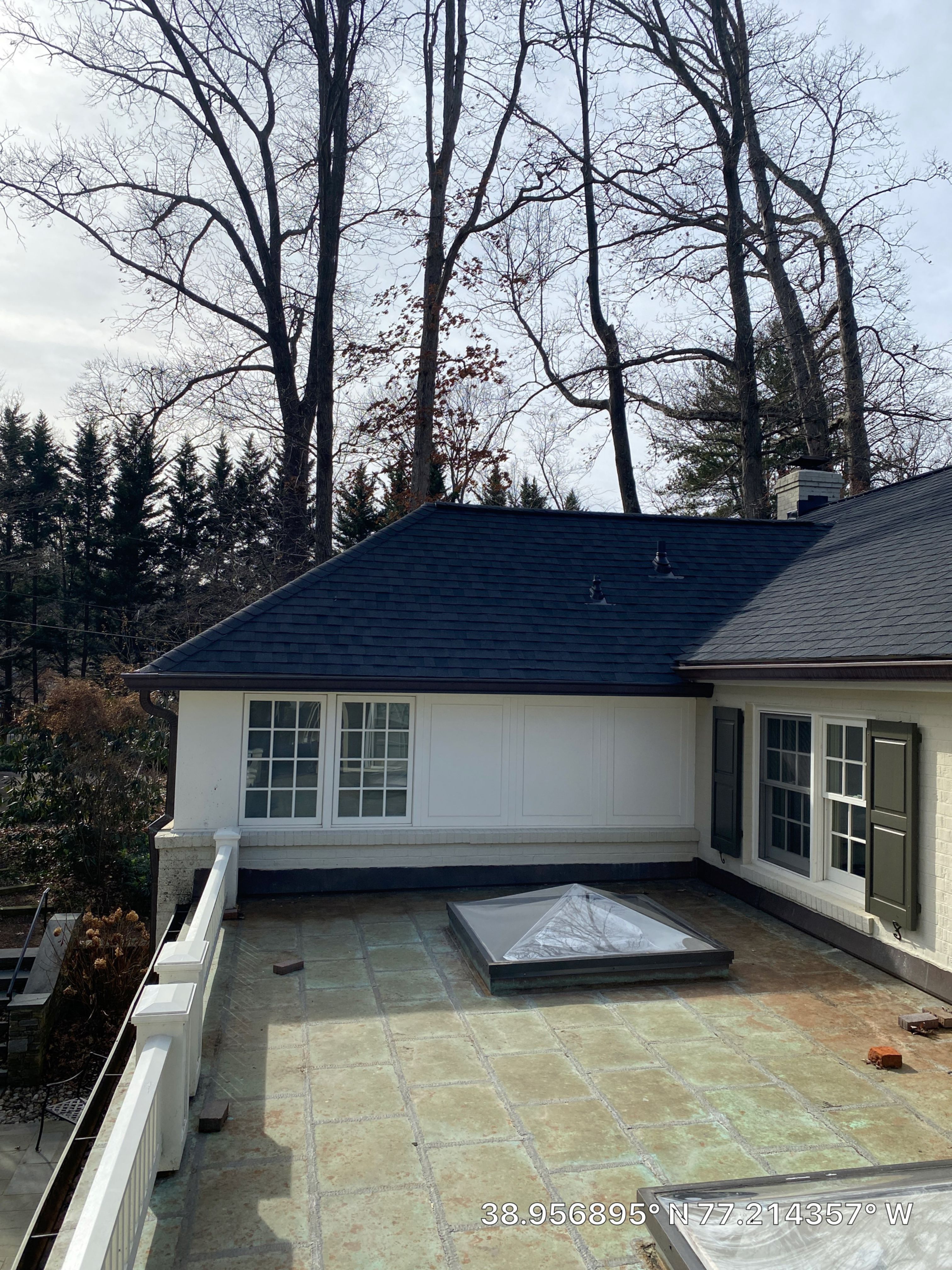 McLean: Certainteed Landmark Pro Designer Shingles in Max Def Charcoal Black by RM Banning, Inc.
