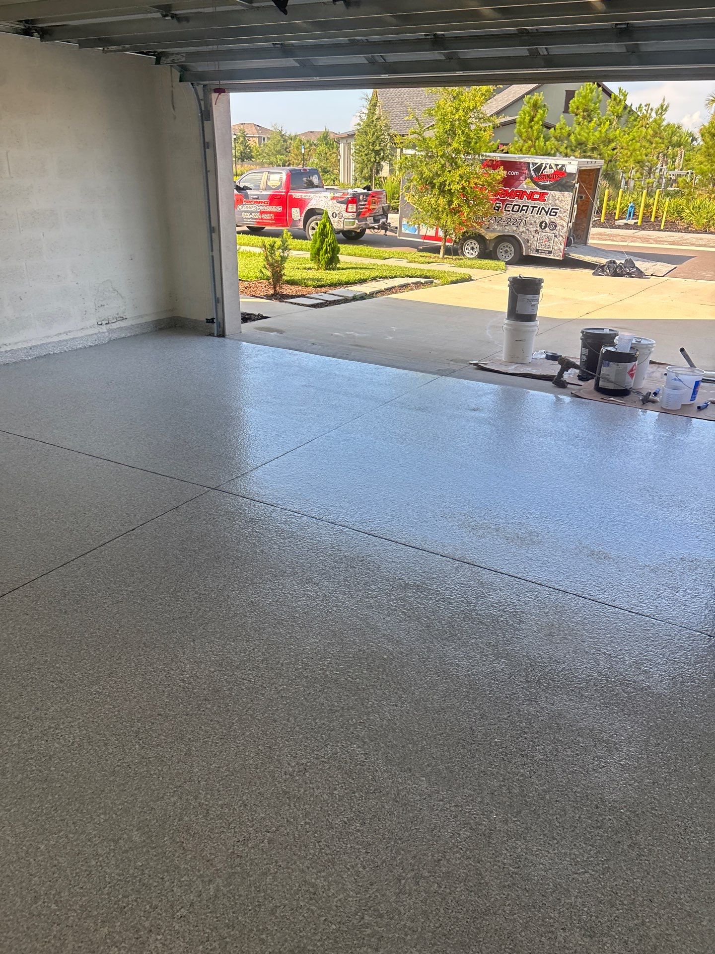 Flake Epoxy Garage Floor Coating System in Zephyrhills by Performance Floors & Coating