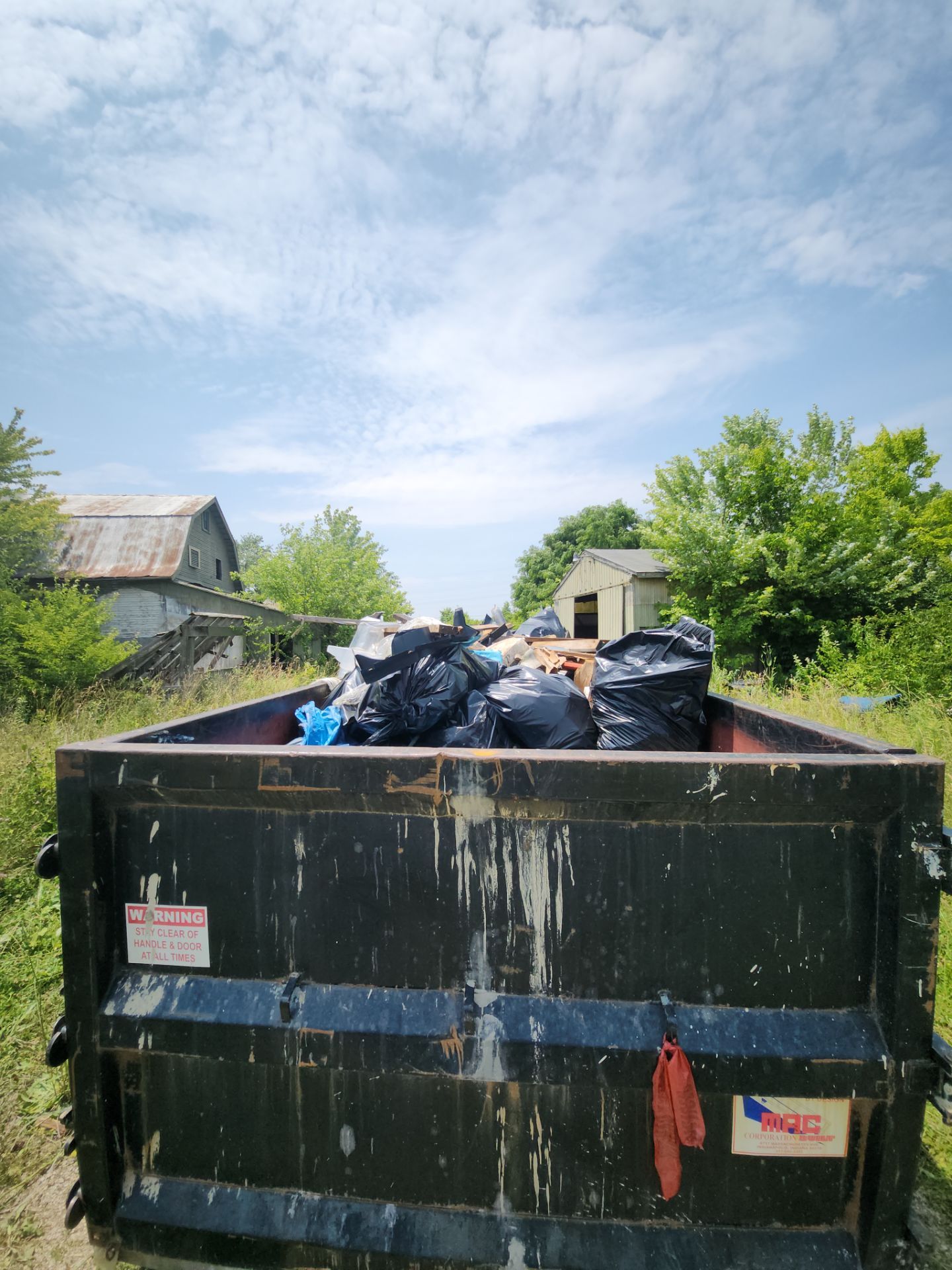 Exterior Junk Removal by 10X Property Mgt