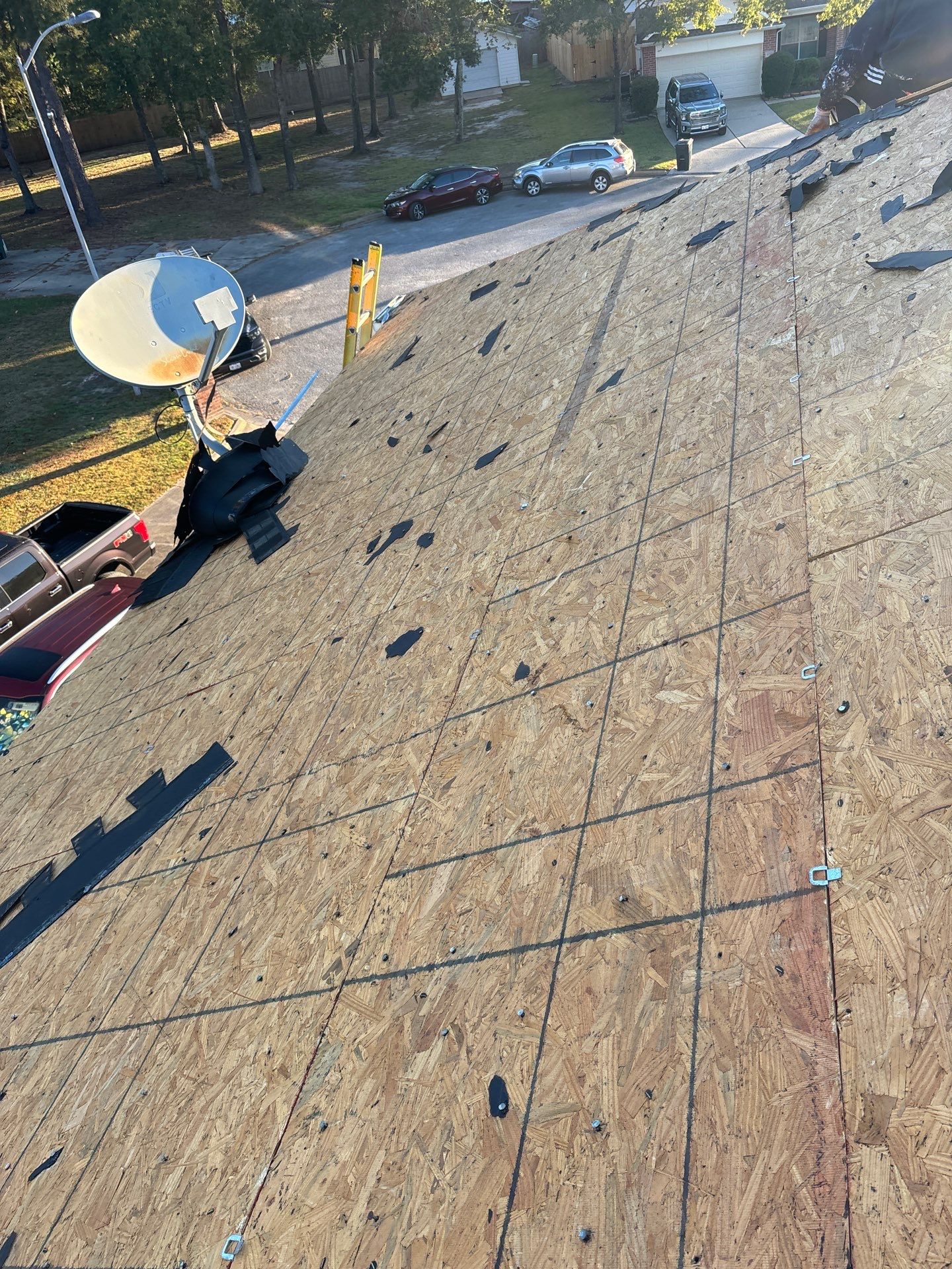 Residential Roofing Installation using Owen's Corning Duration (Lifetime) Shingles by Roof Repair Company