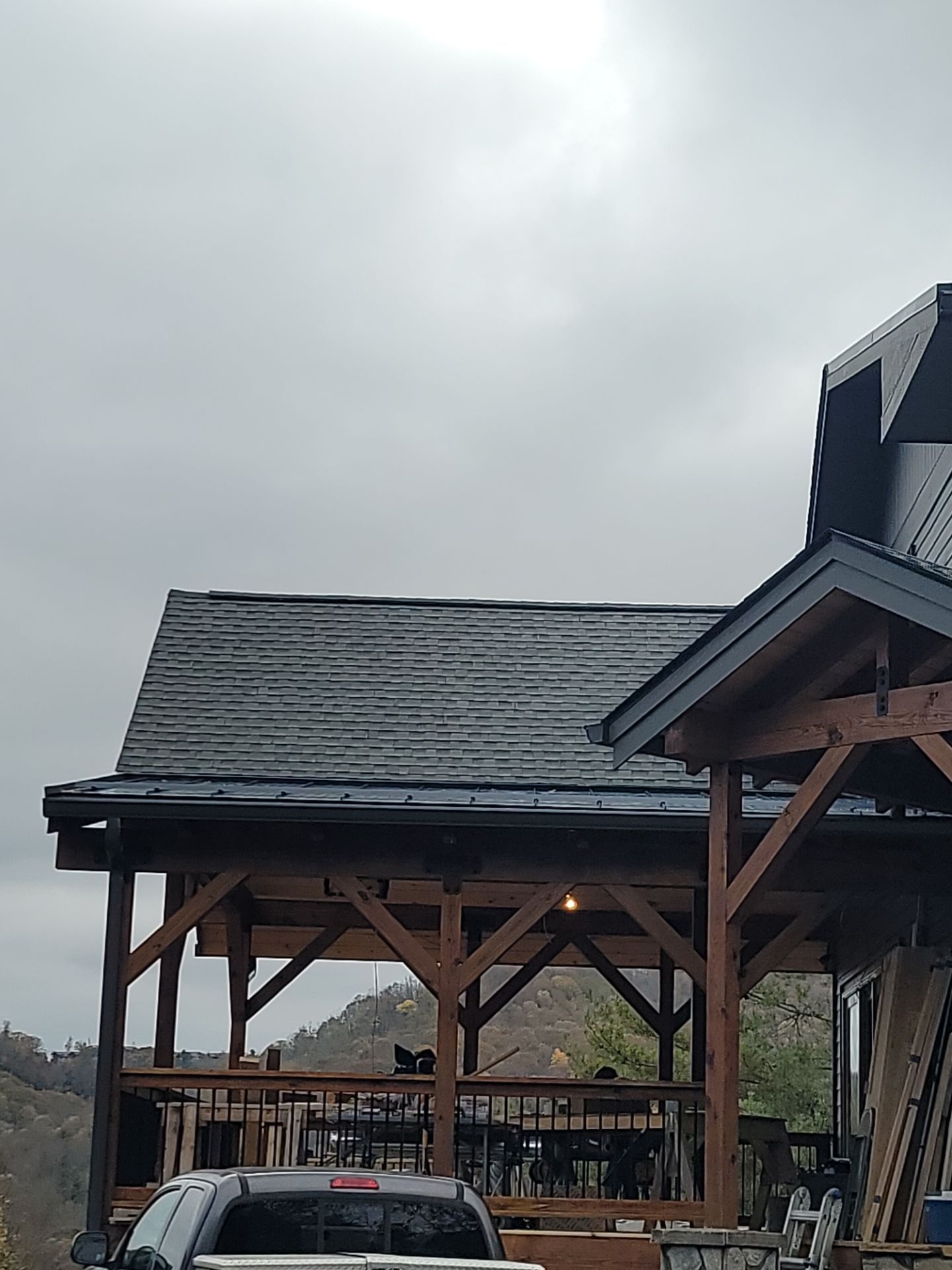 Smithey Residence by Omnia Roofing
