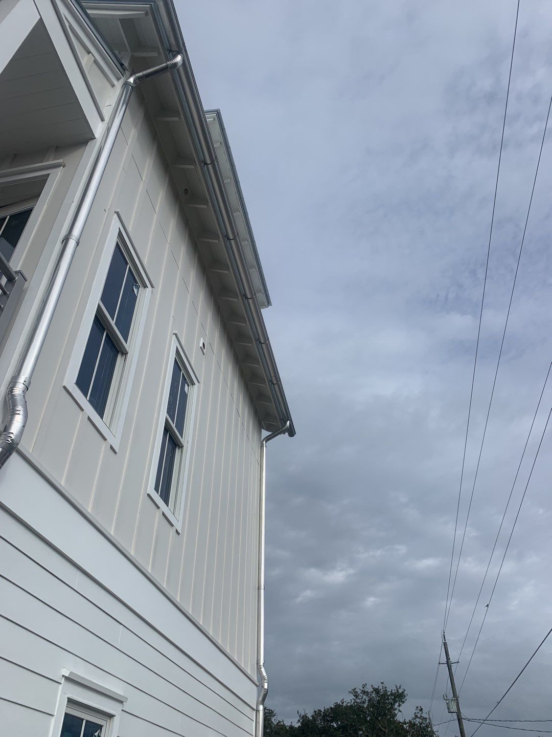 Half-Round Gutters for Santa Rosa Beach Homes by Gutter Professors