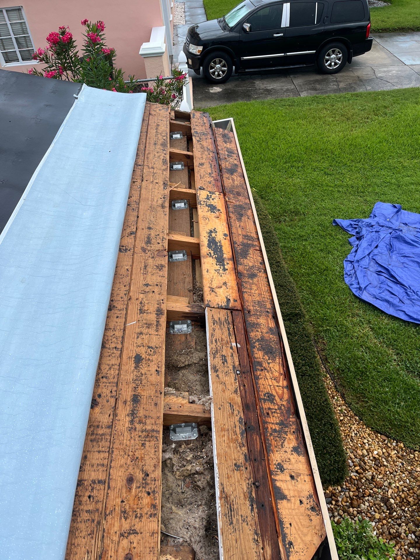 Project in St. Petersburg 33711 by Mitchell Roofing Company LLC 