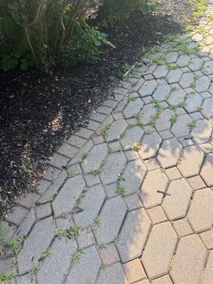 Gutter Cleaning in Roxbury, NJ — Gallo Bros job photo