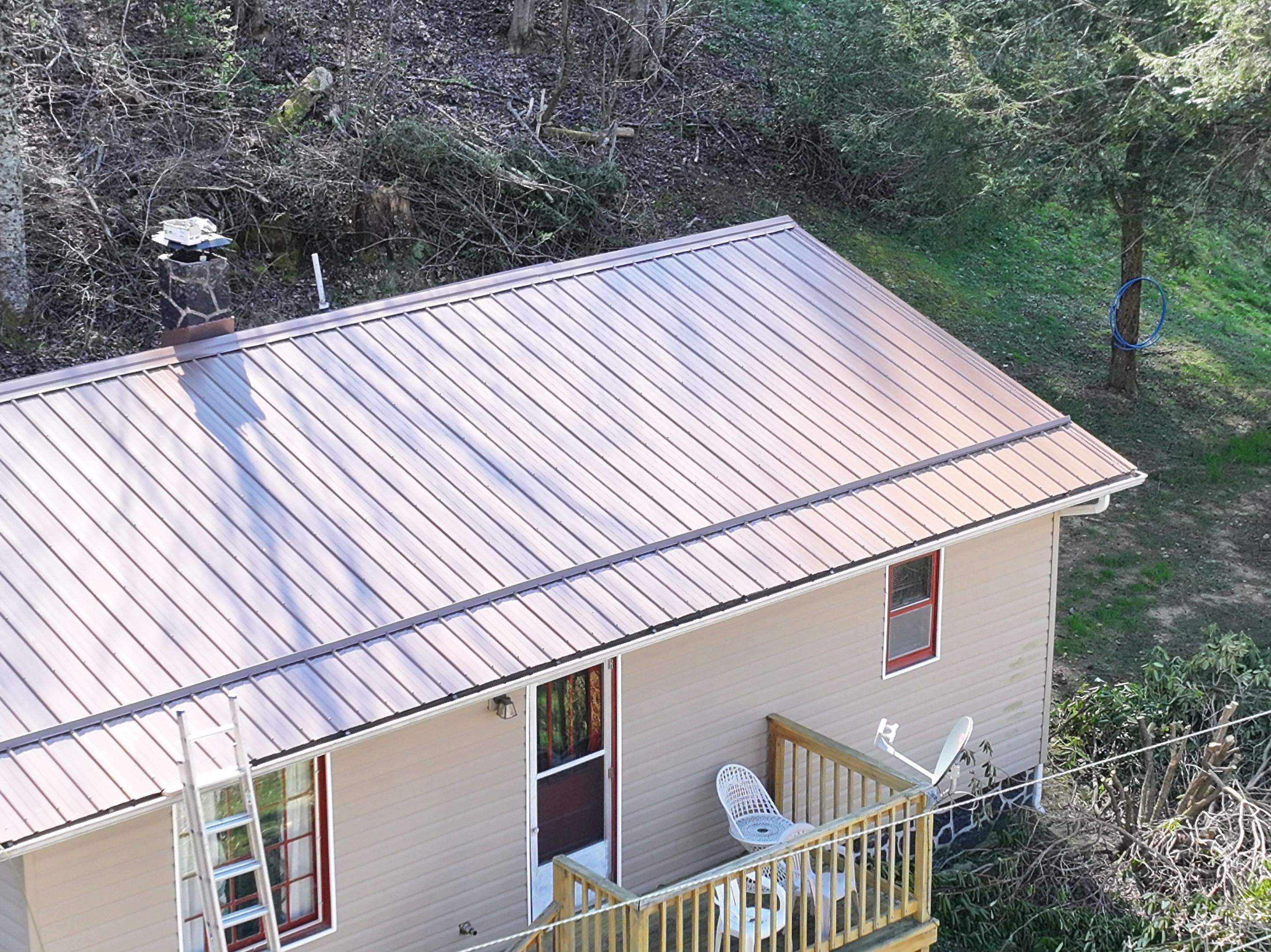 McLaughlin Residence by Omnia Roofing