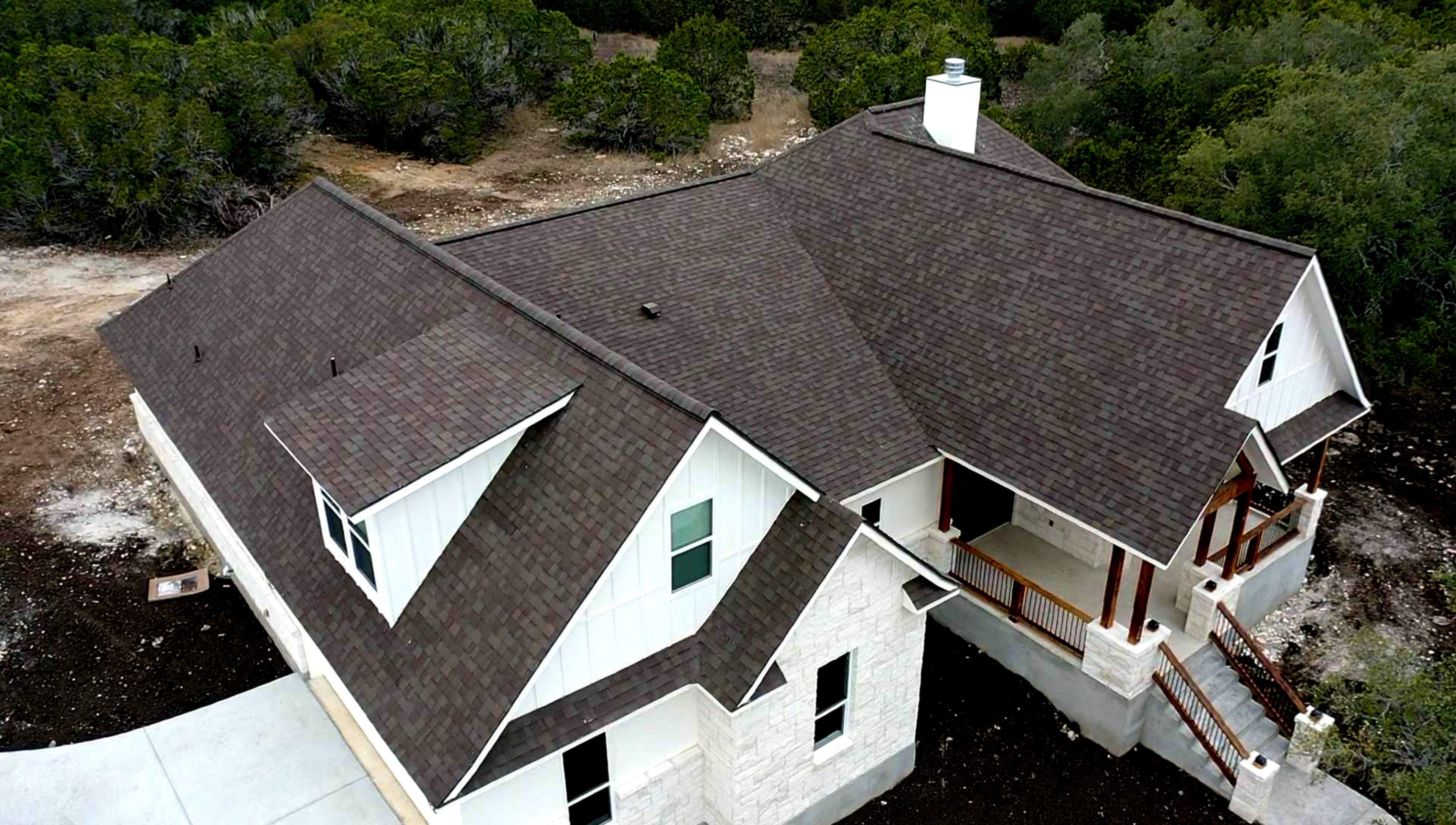New Home Construction using Owens Corning 30 year Architectural Shingles by Premier Roofing and Contracting