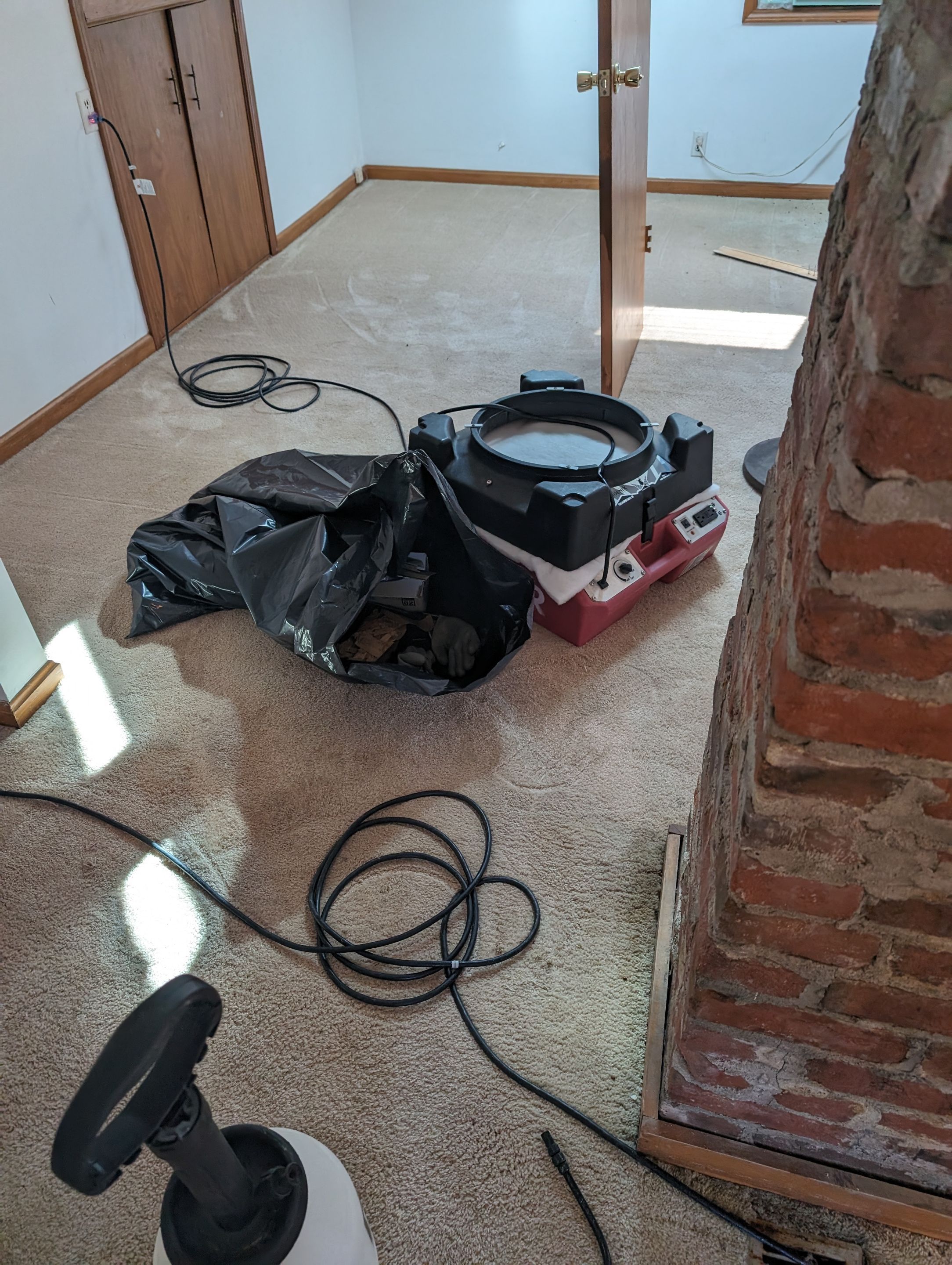 Emergency Service Water Mitigation in Louisville, KY by ANR Restoration