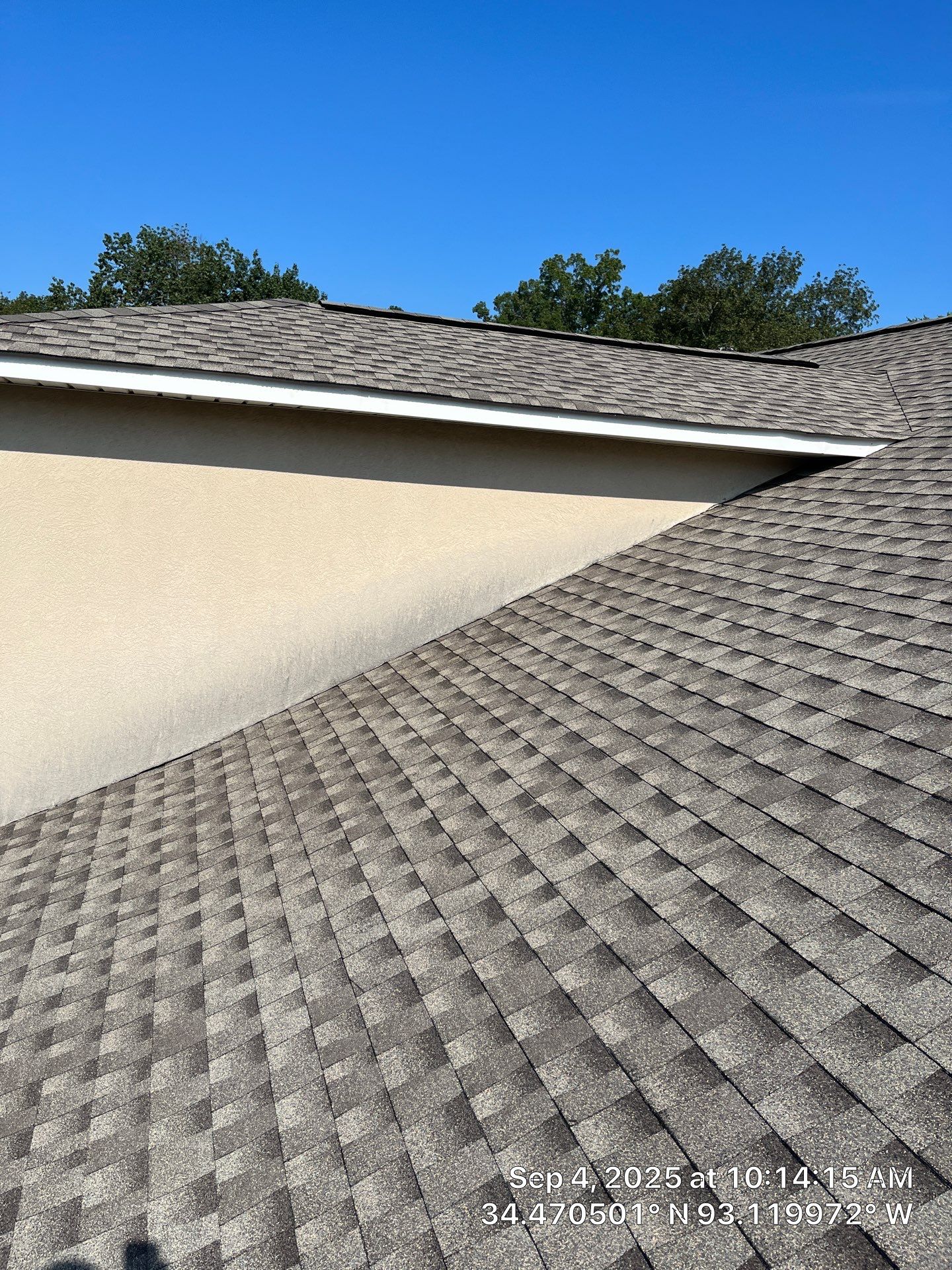 Multi-Unit Architectural Shingle Roof Replacement in Hot Springs Arkansas by Temple Roofing and Exteriors