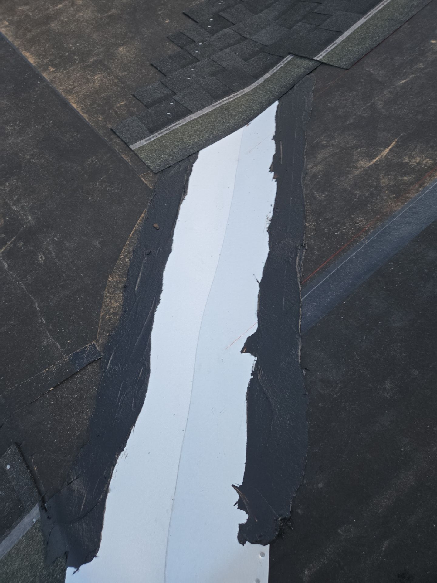 Project in St. Petersburg 33709 by Mitchell Roofing Company LLC 