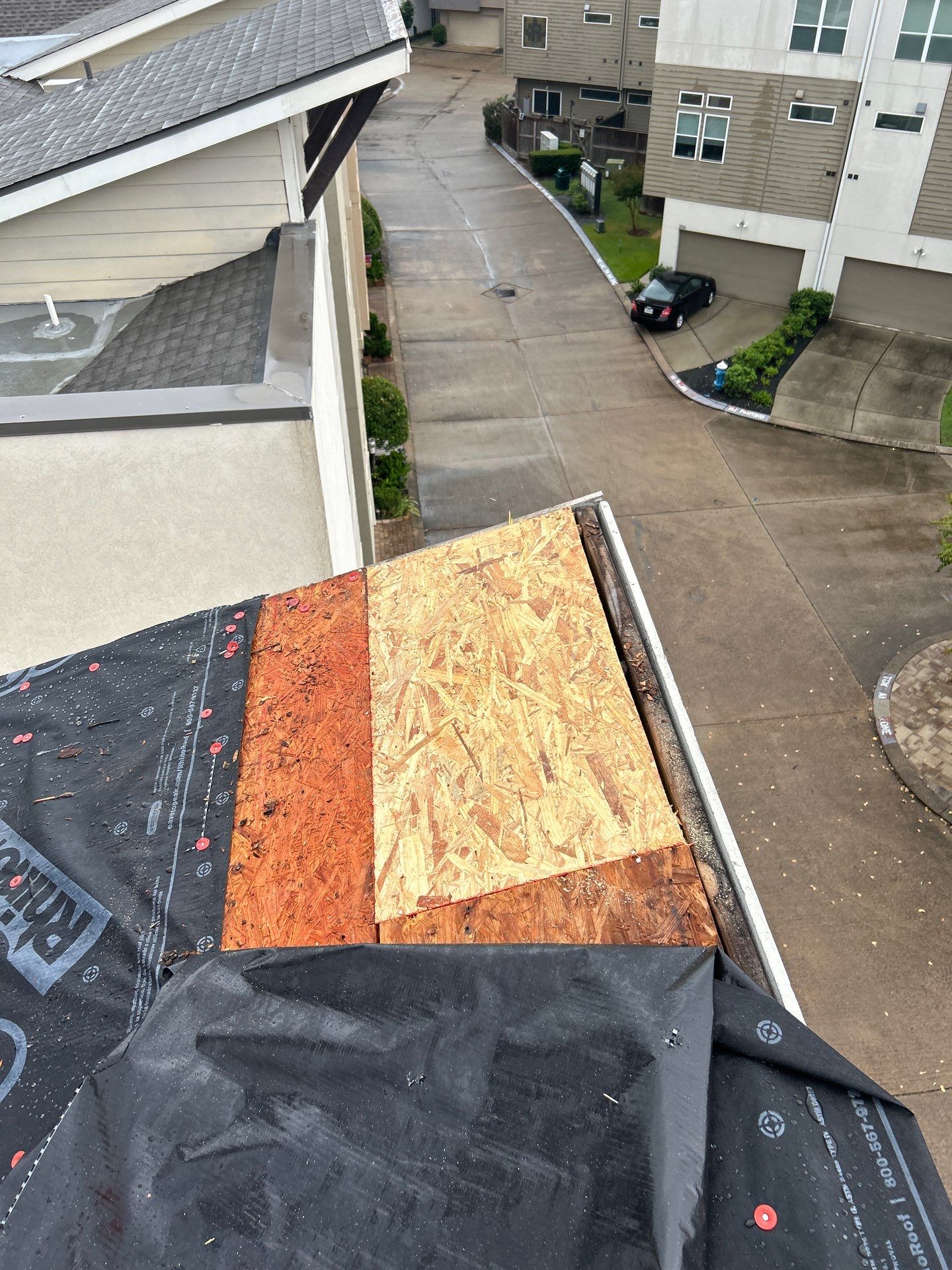 Residential Roofing Installation using Owen's Corning Duration (Lifetime) Shingles by Roof Repair Company