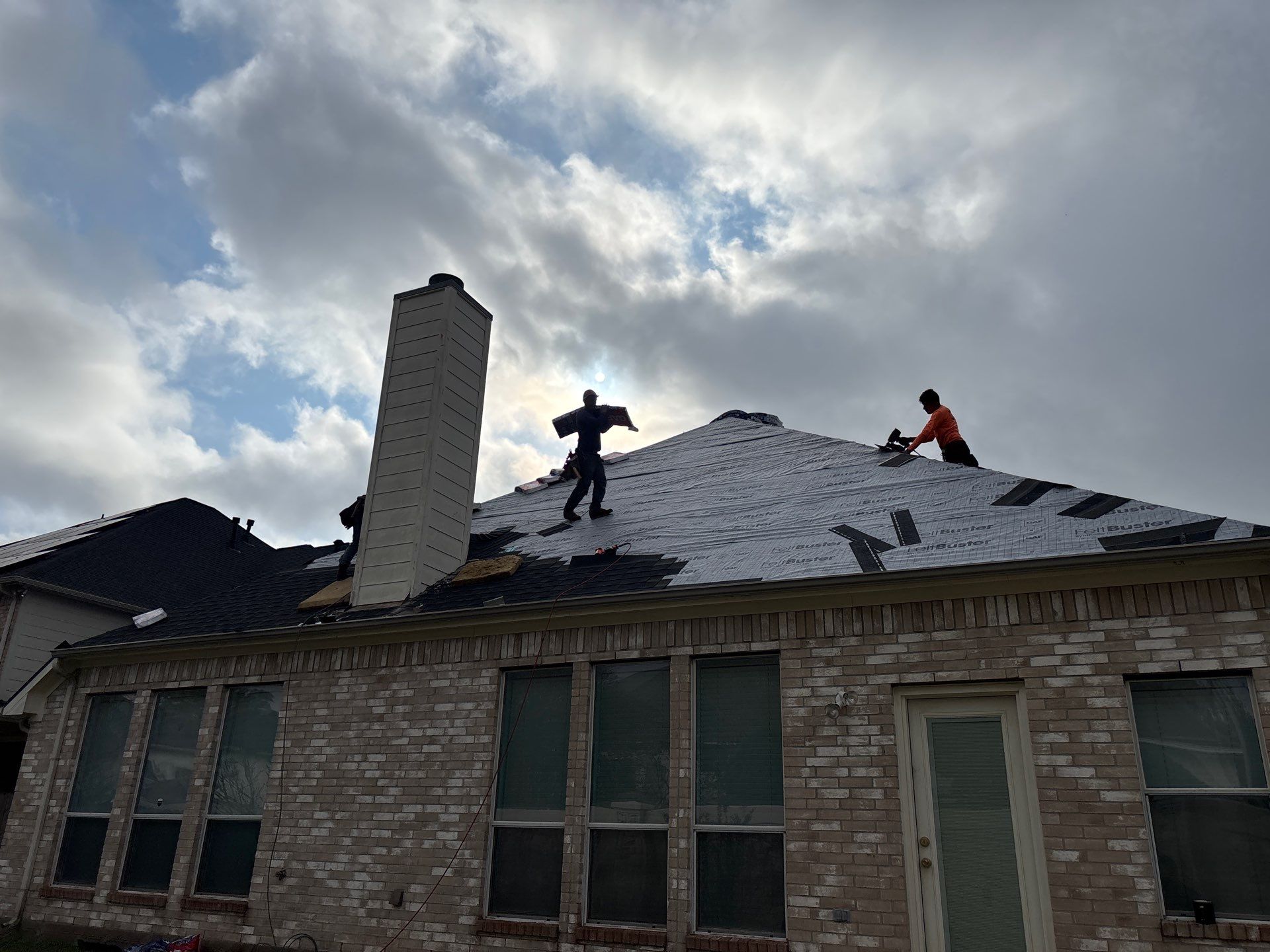 Roof Replacement in Ashford Lakes, Sugar Land TX by Roof Repair Company
