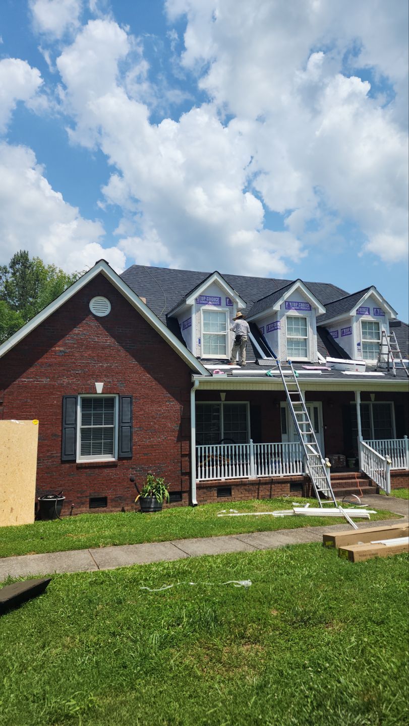Residential Roofing Installation using Owens Corning® Oakridge Onyx Black by Indigo State Roofing