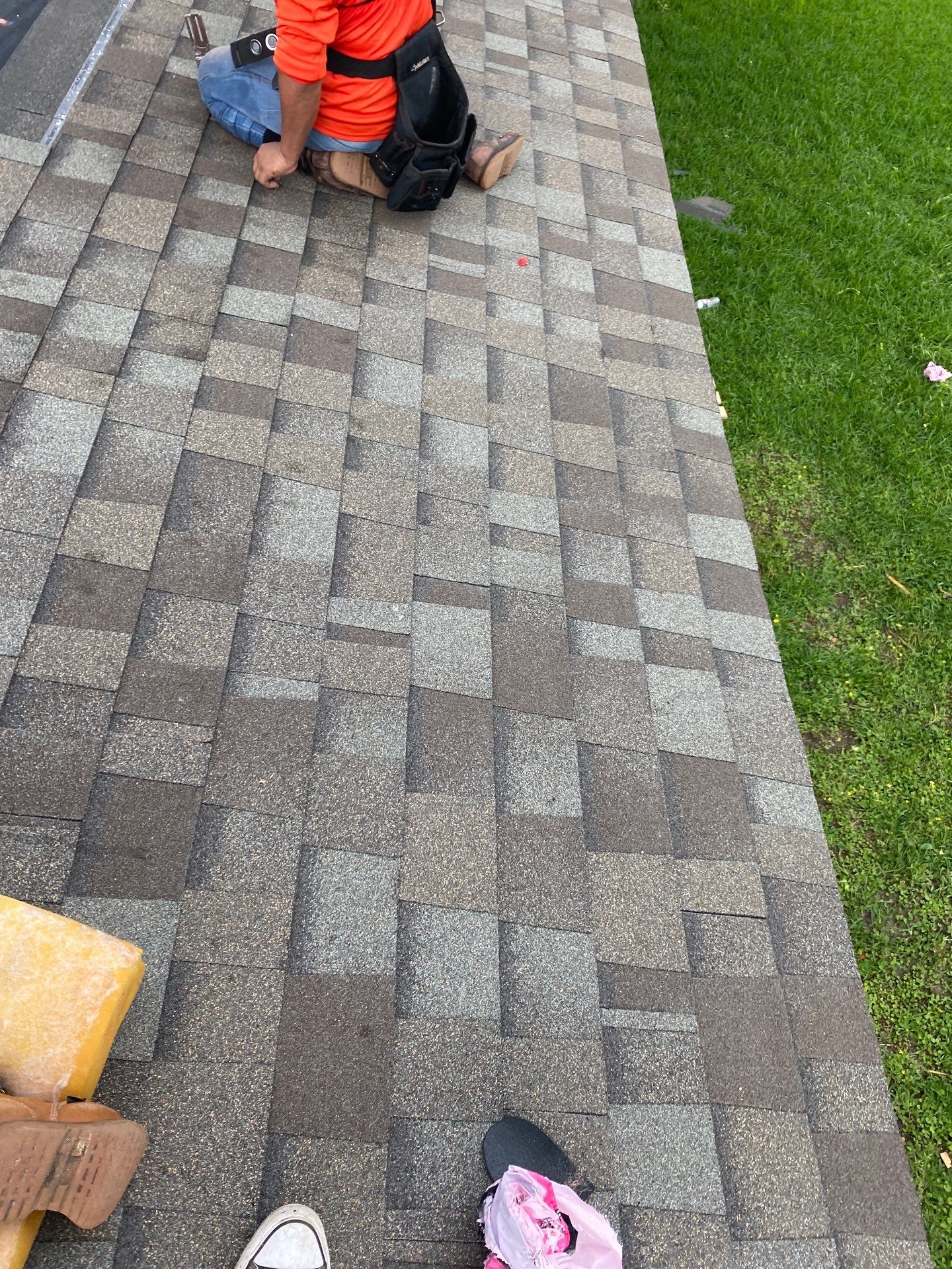 Residential Roofing Installation using Owen's Corning Duration (Lifetime) Shingles by Roof Repair Company