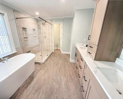 Wright Master Bathroom