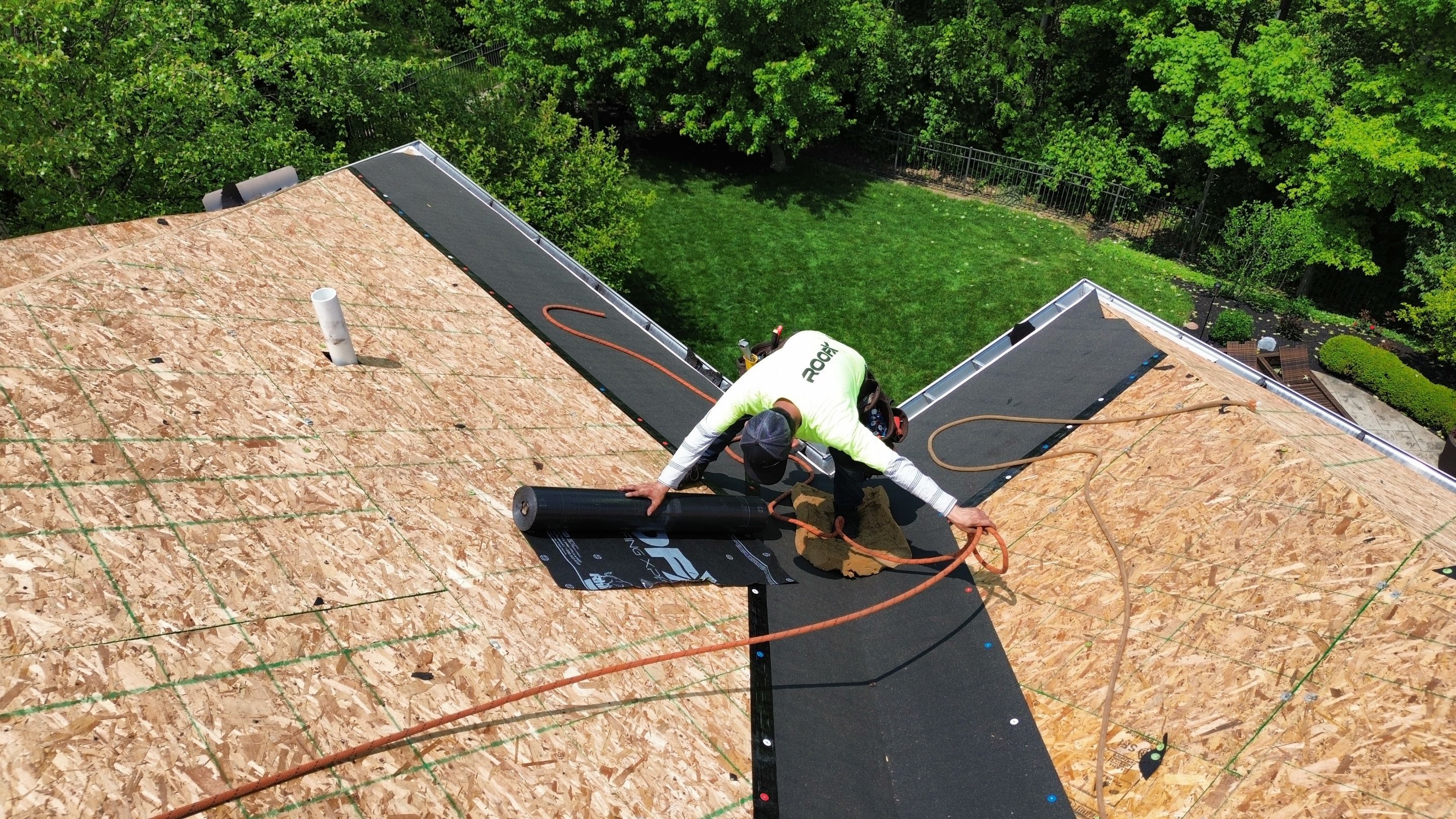 Residential Roofing Installation using Duration Series Shingles - Colonial Slate by RoofX 